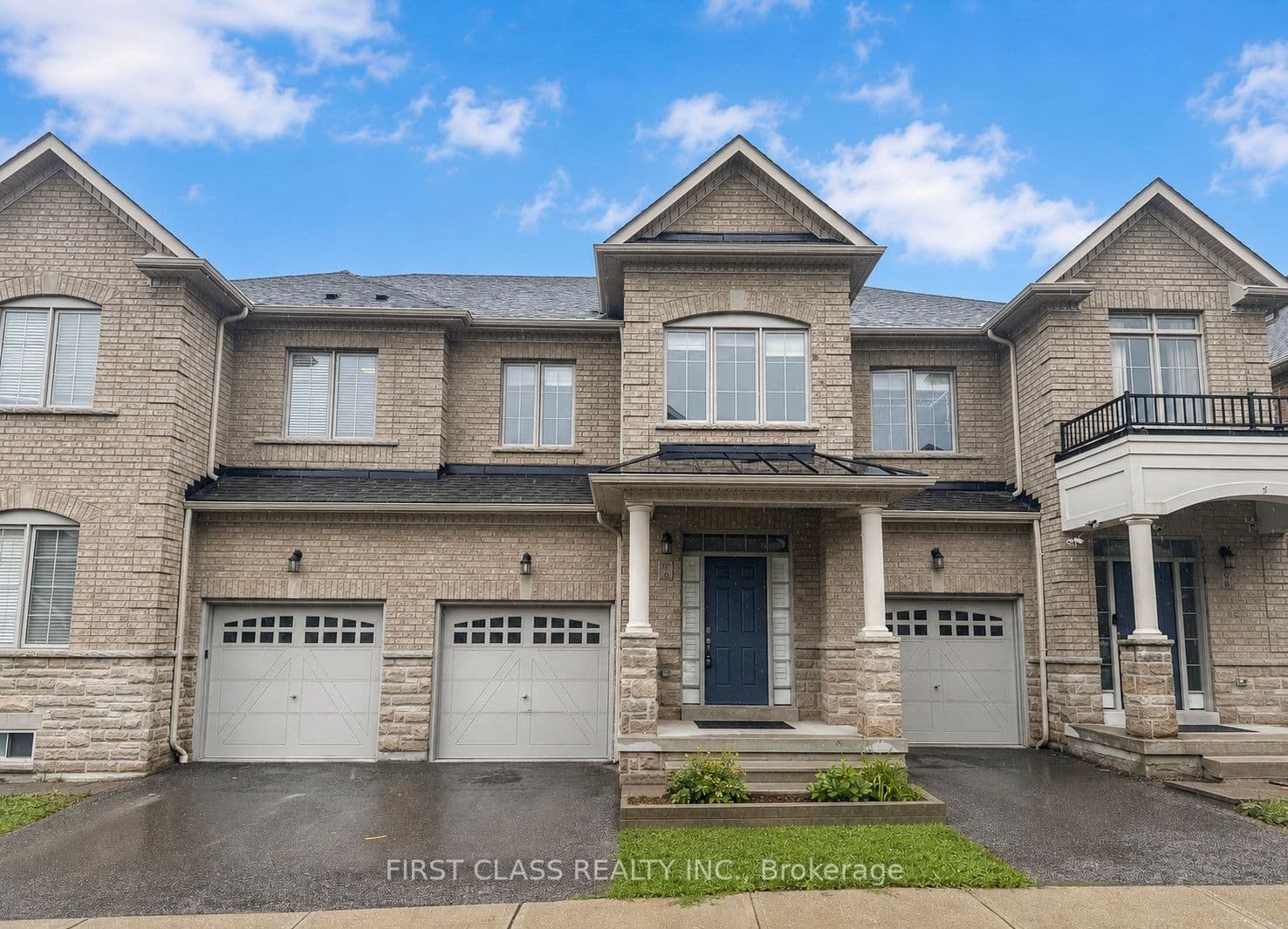 11 Twinflower Lane, Richmond Hill, ON L4E 1E7