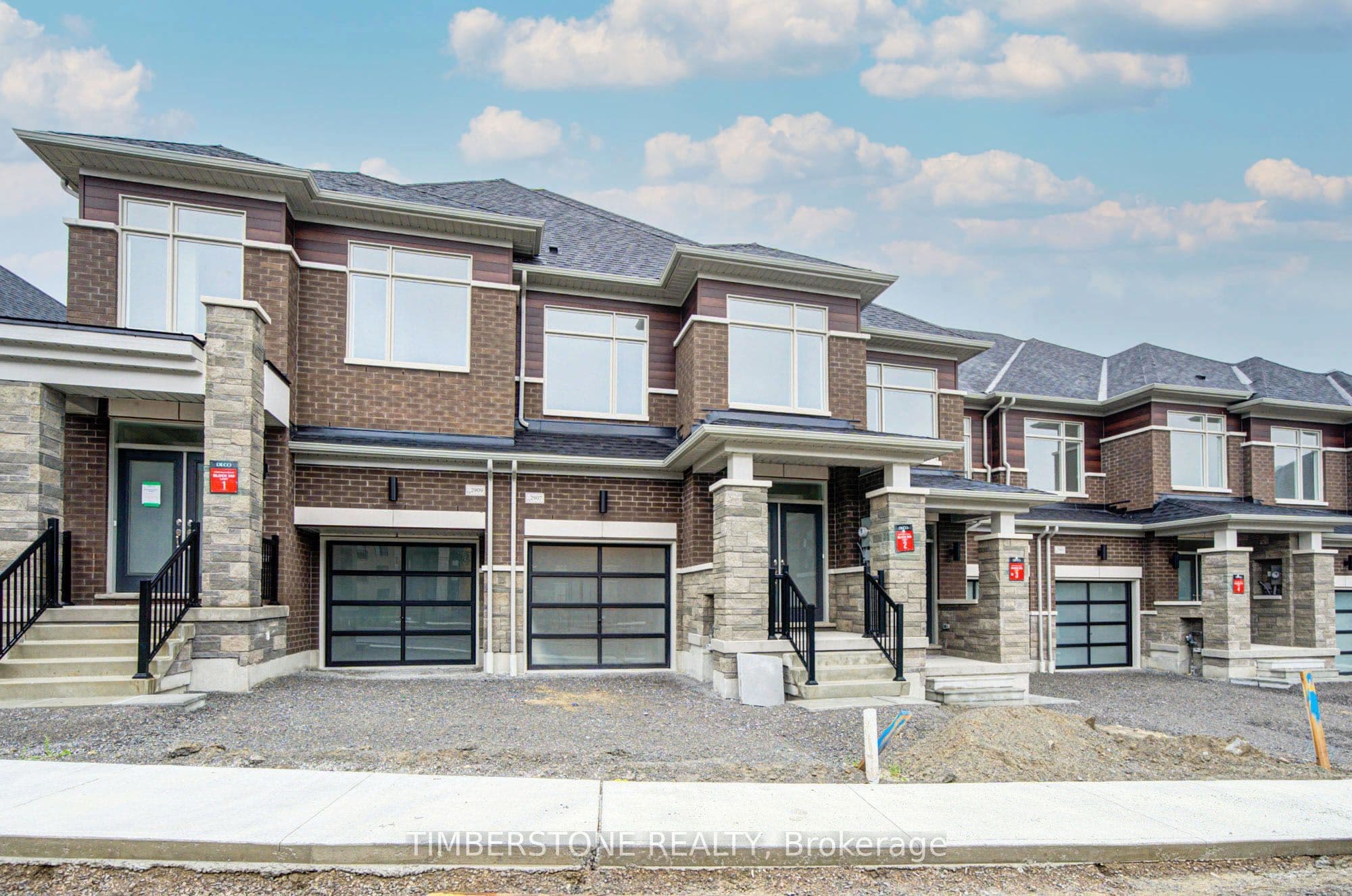 2907 Nakina Street, Pickering, ON L1X 0P7