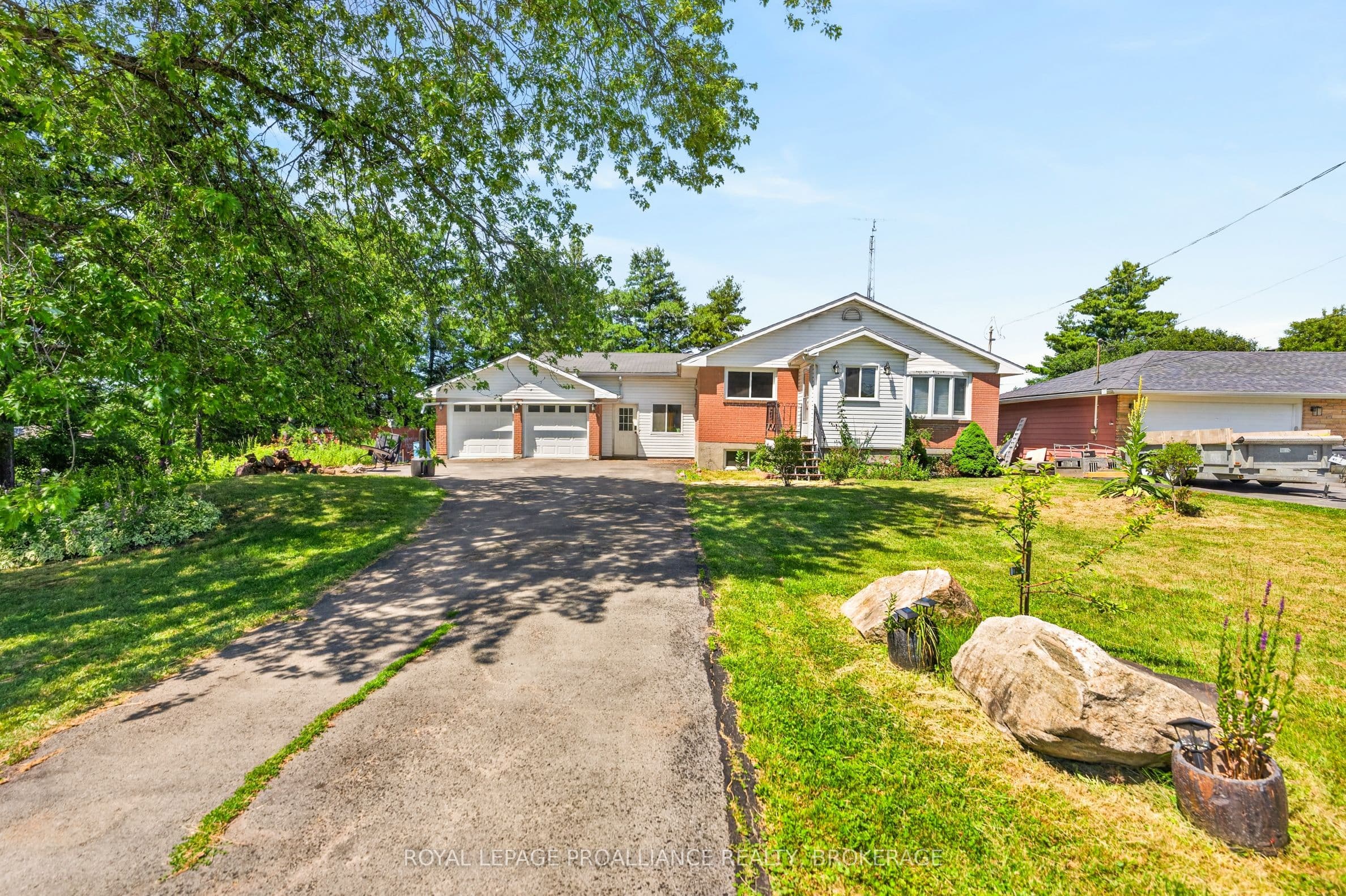 2219 Mckendry Road, Kingston, ON K0H 1S0
