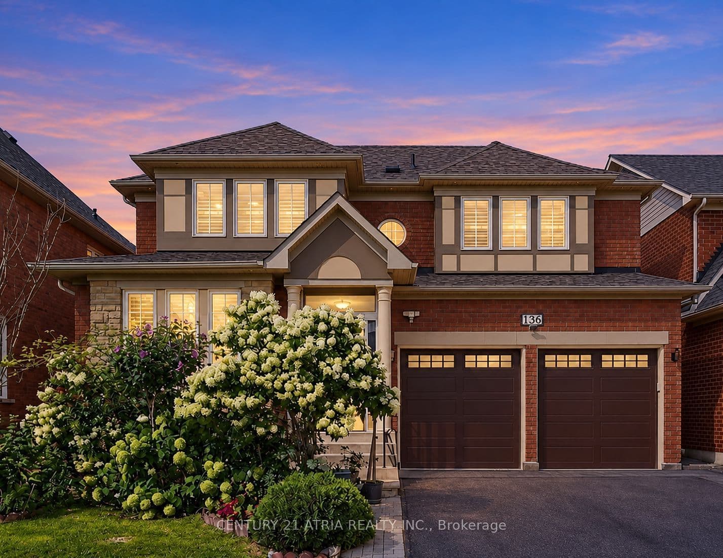 136 Rollinghill Road, Richmond Hill, ON L4E 4E1
