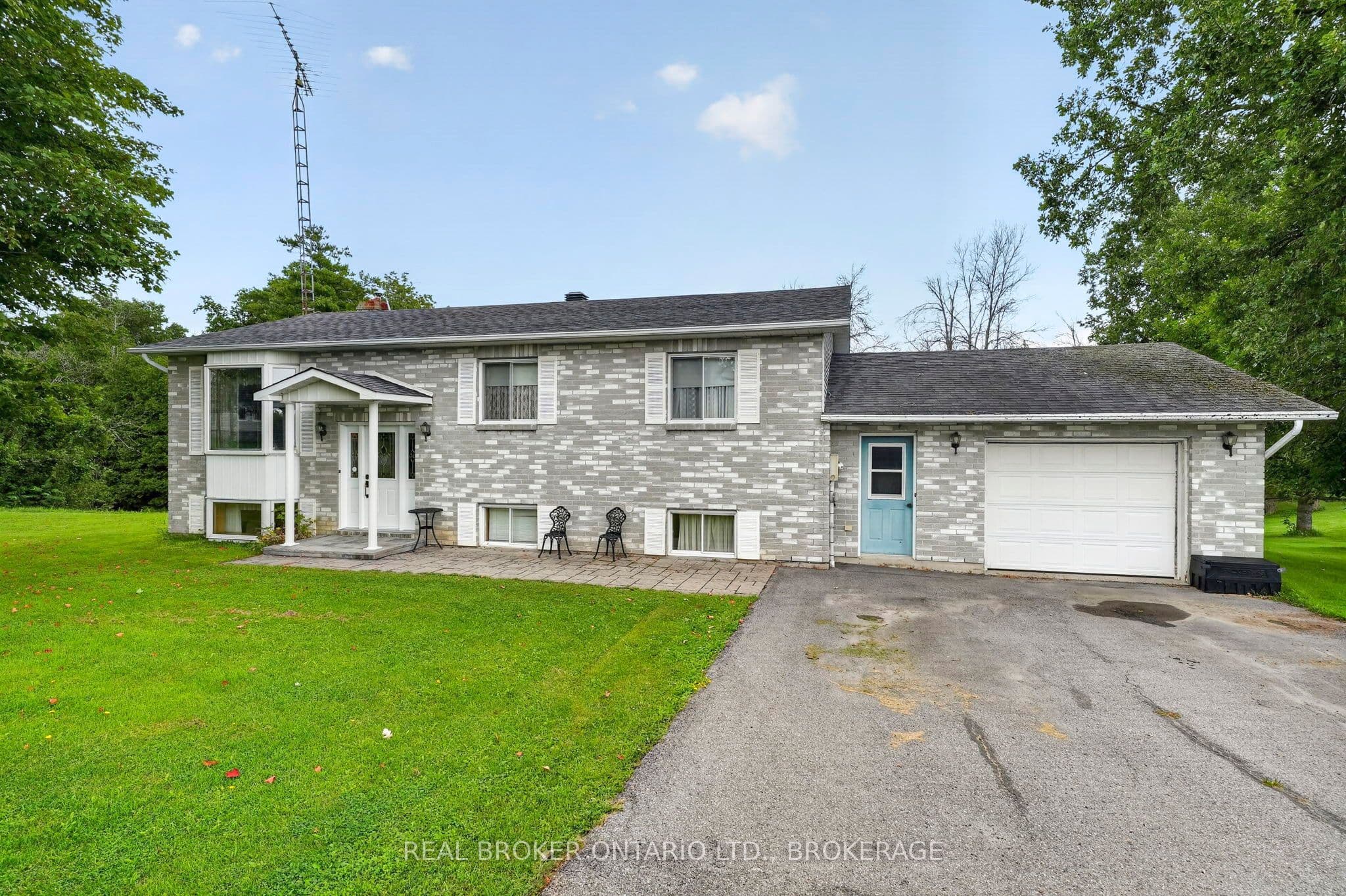 17550 Island Road, South Stormont, ON K0C 1S0