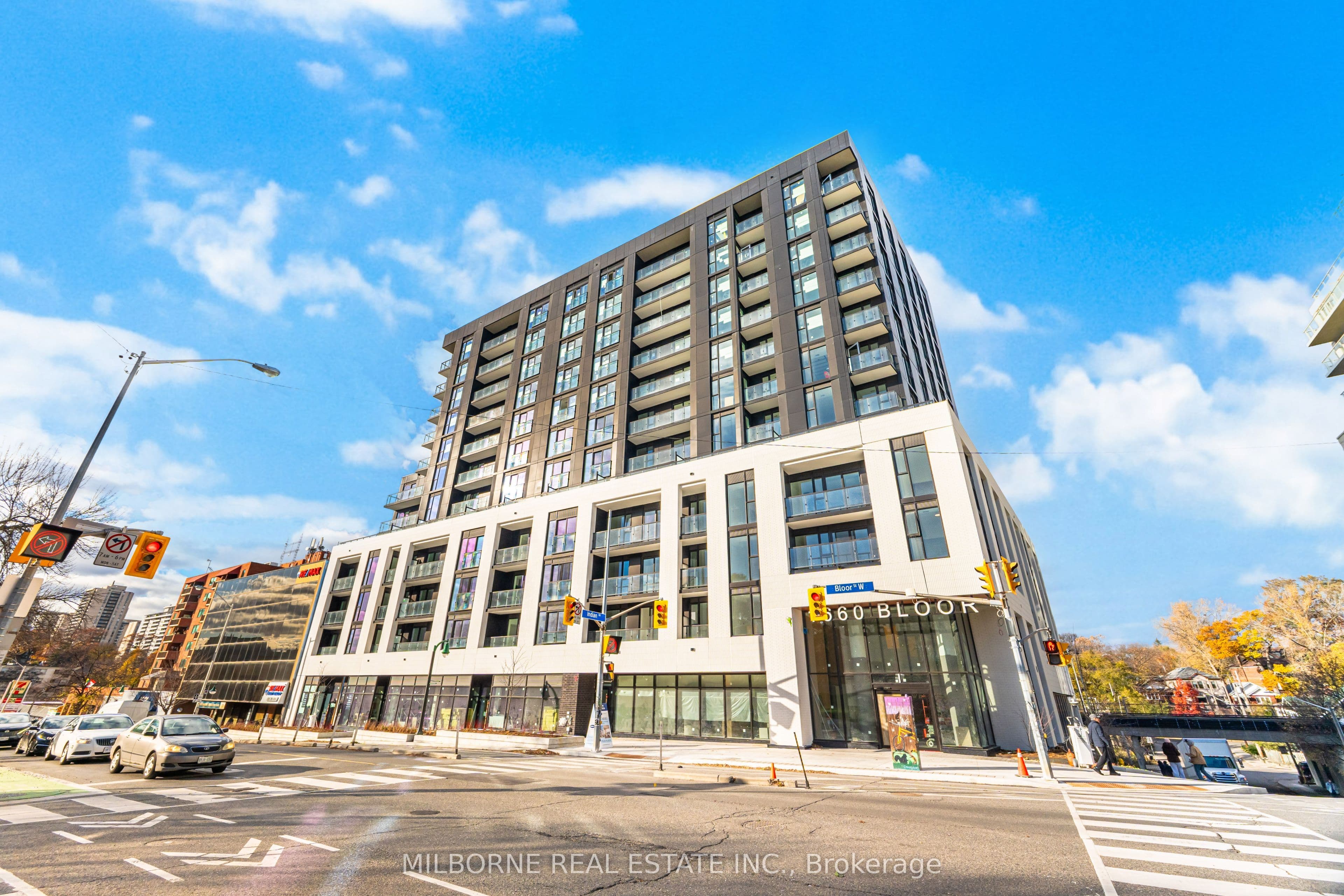 1660 Bloor Street W 510, Toronto, ON M6P 1A8