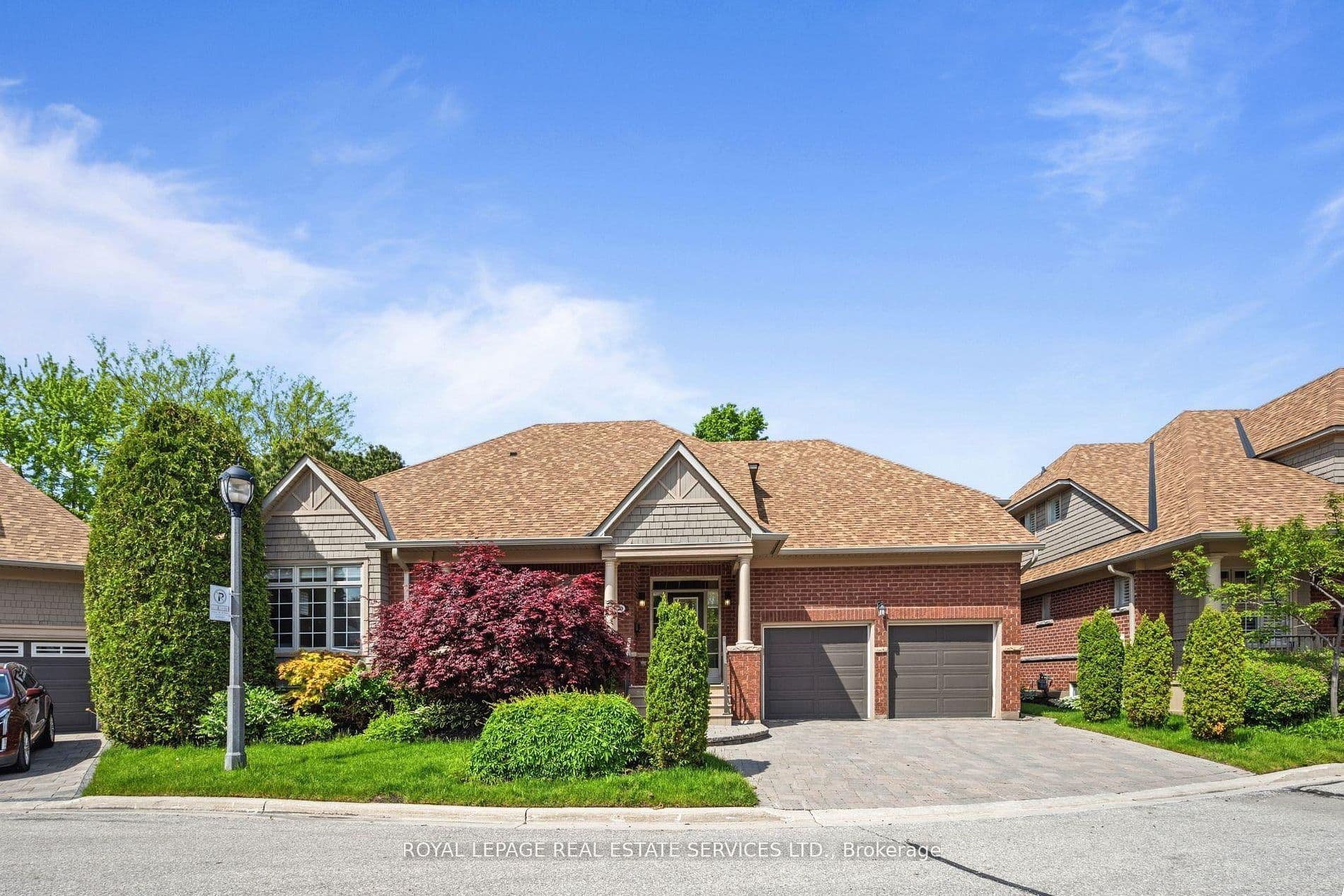 2130 Dickson Road 10, Mississauga, ON L5B 1Y6