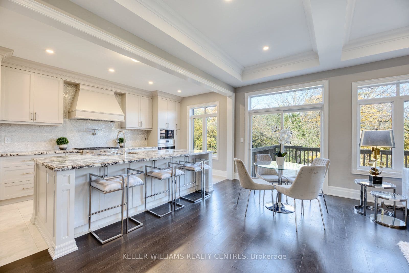 7 Becky Cheung Court, Toronto, ON M2M 2E7