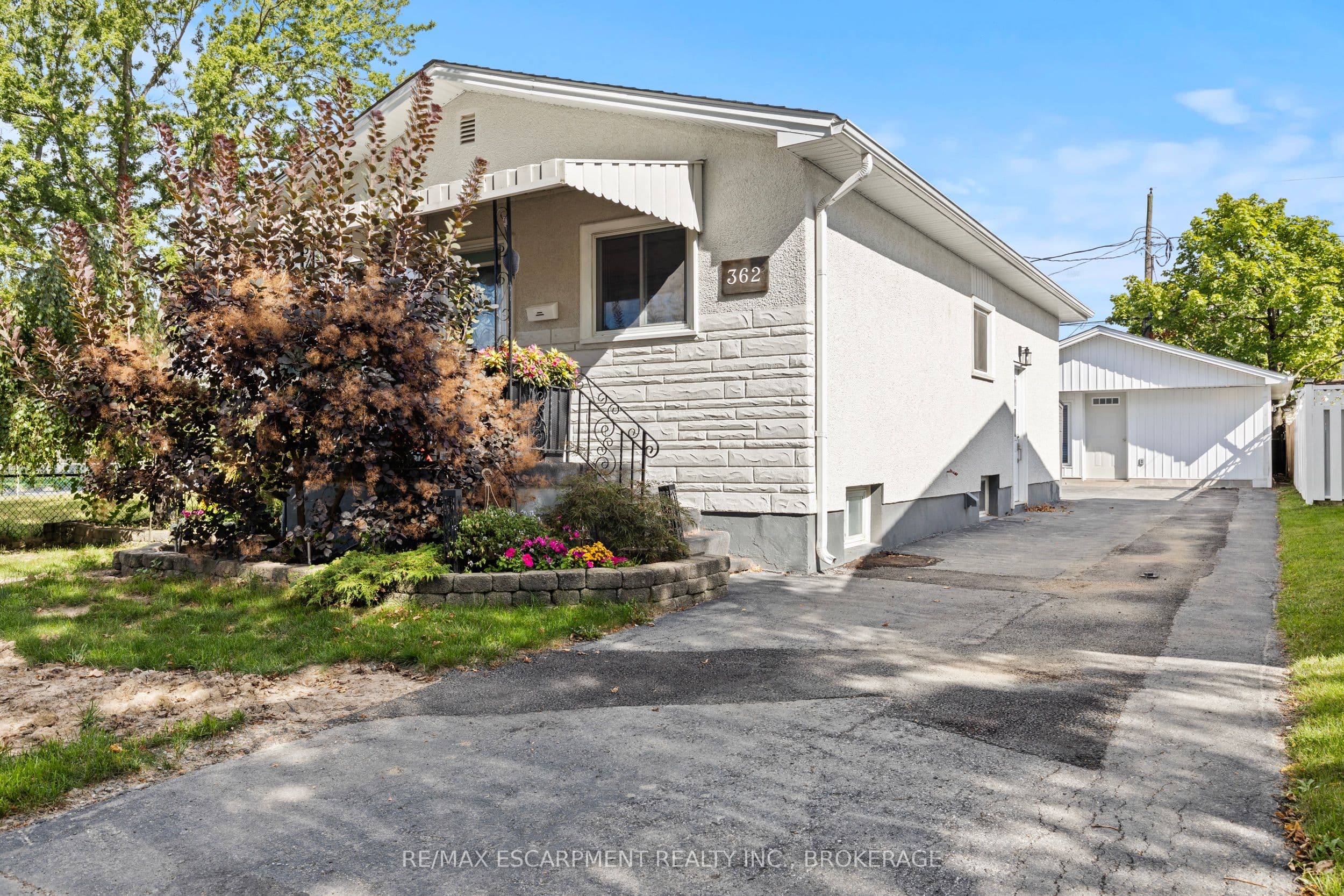 362 Gatfield Avenue Unit 2, Welland, ON L3B 5B2