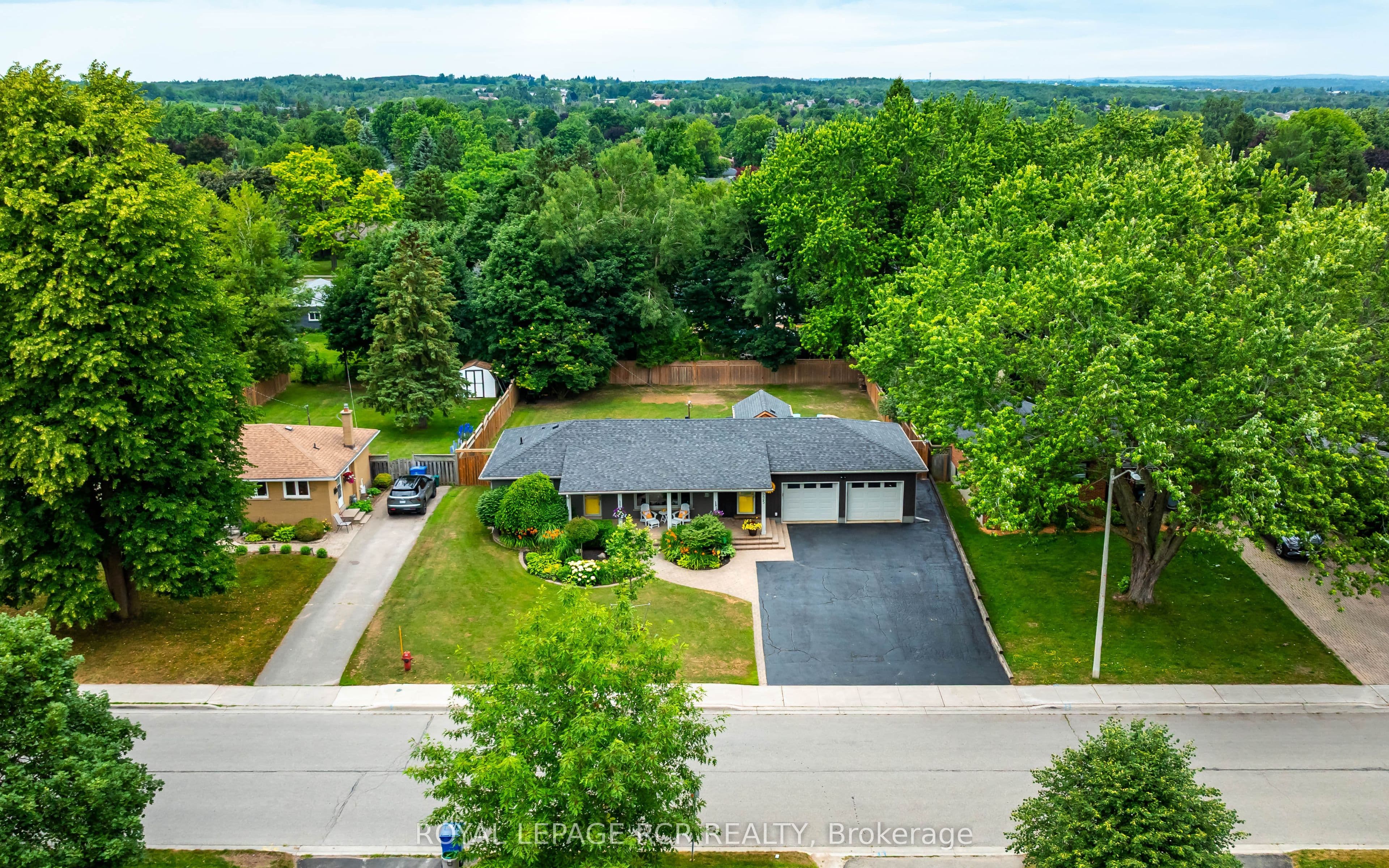 225 Zina Street, Orangeville, ON L9W 1E9