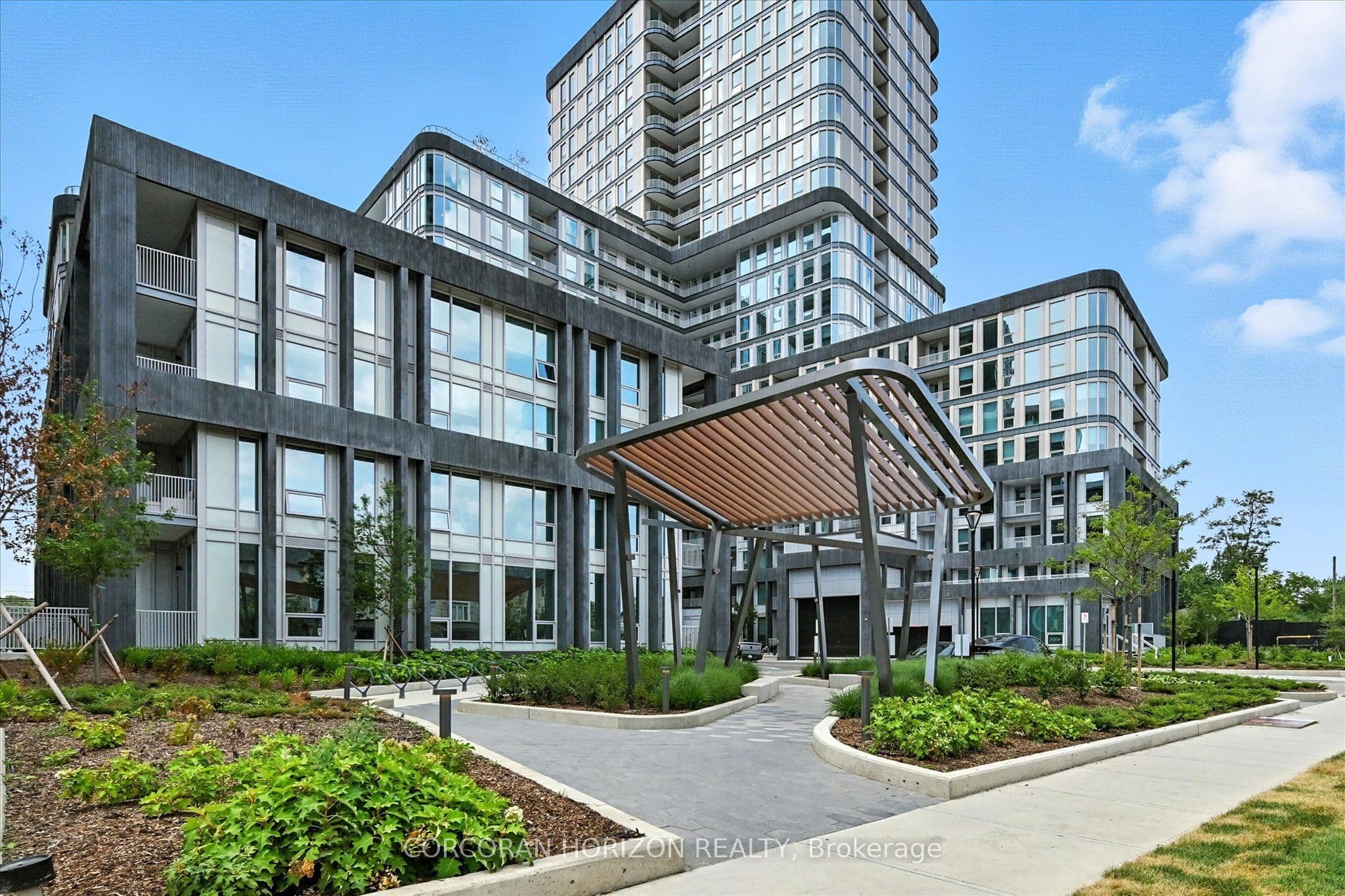 3240 William Coltson Avenue 312, Oakville, ON L6H 8C8