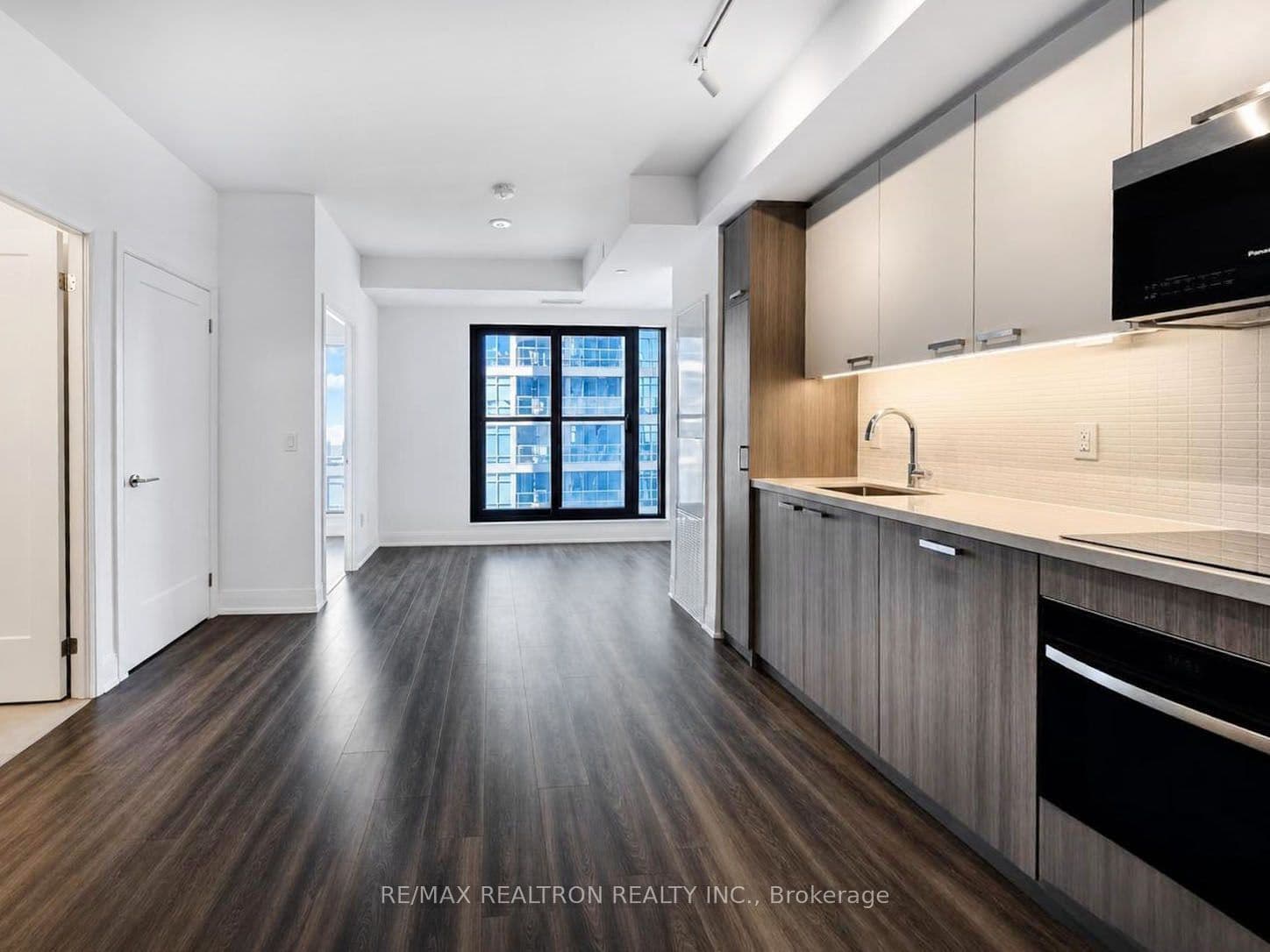 20 Soudan Avenue 1109, Toronto, ON M4S 0E2