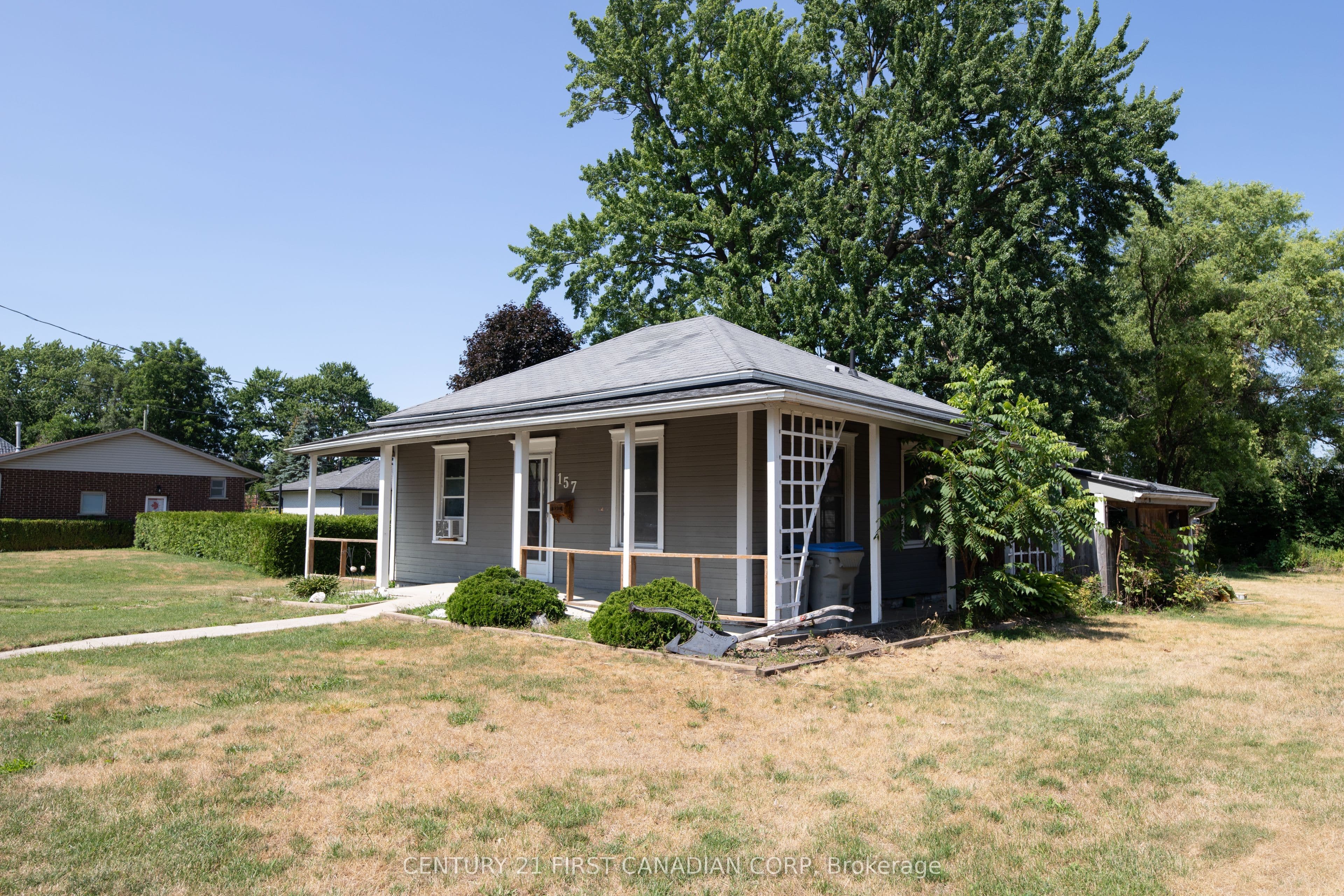 157 ADELAIDE Street, Strathroy-Caradoc, ON N7G 2V4