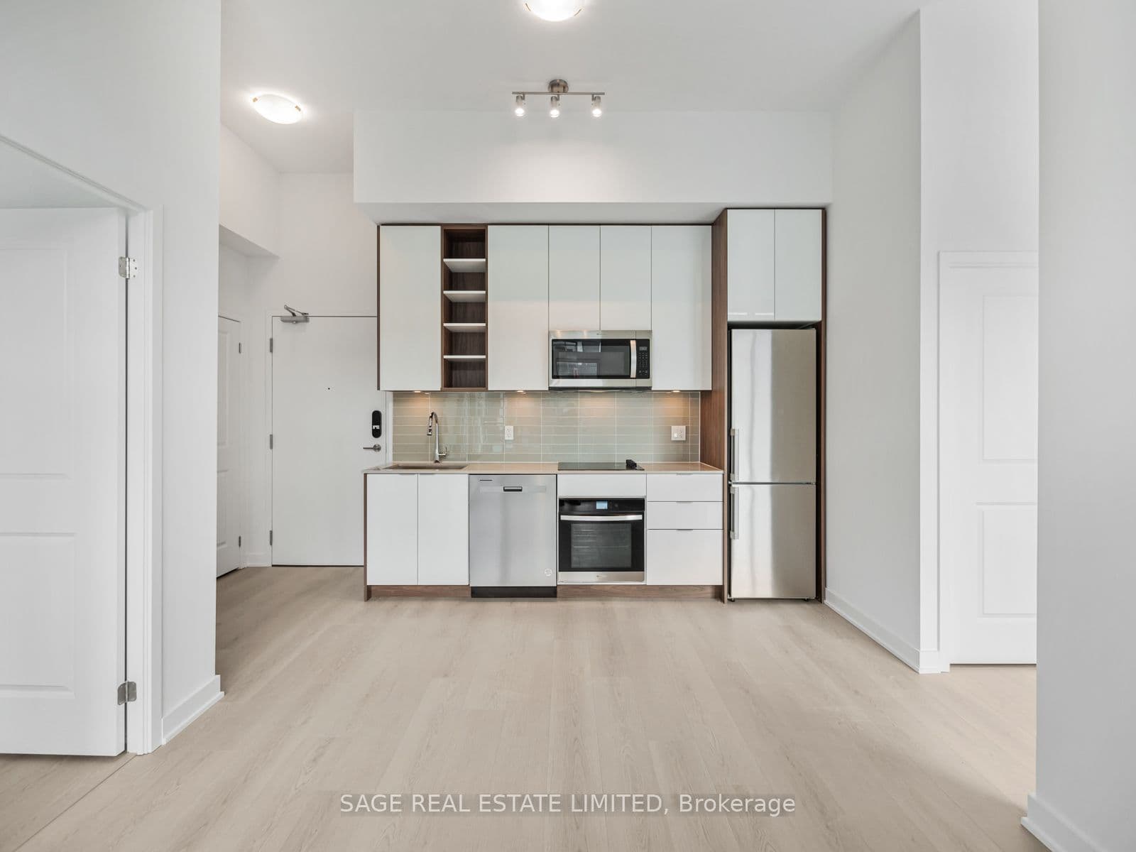 543 Richmond Street W LPH10, Toronto, ON M5V 0W9