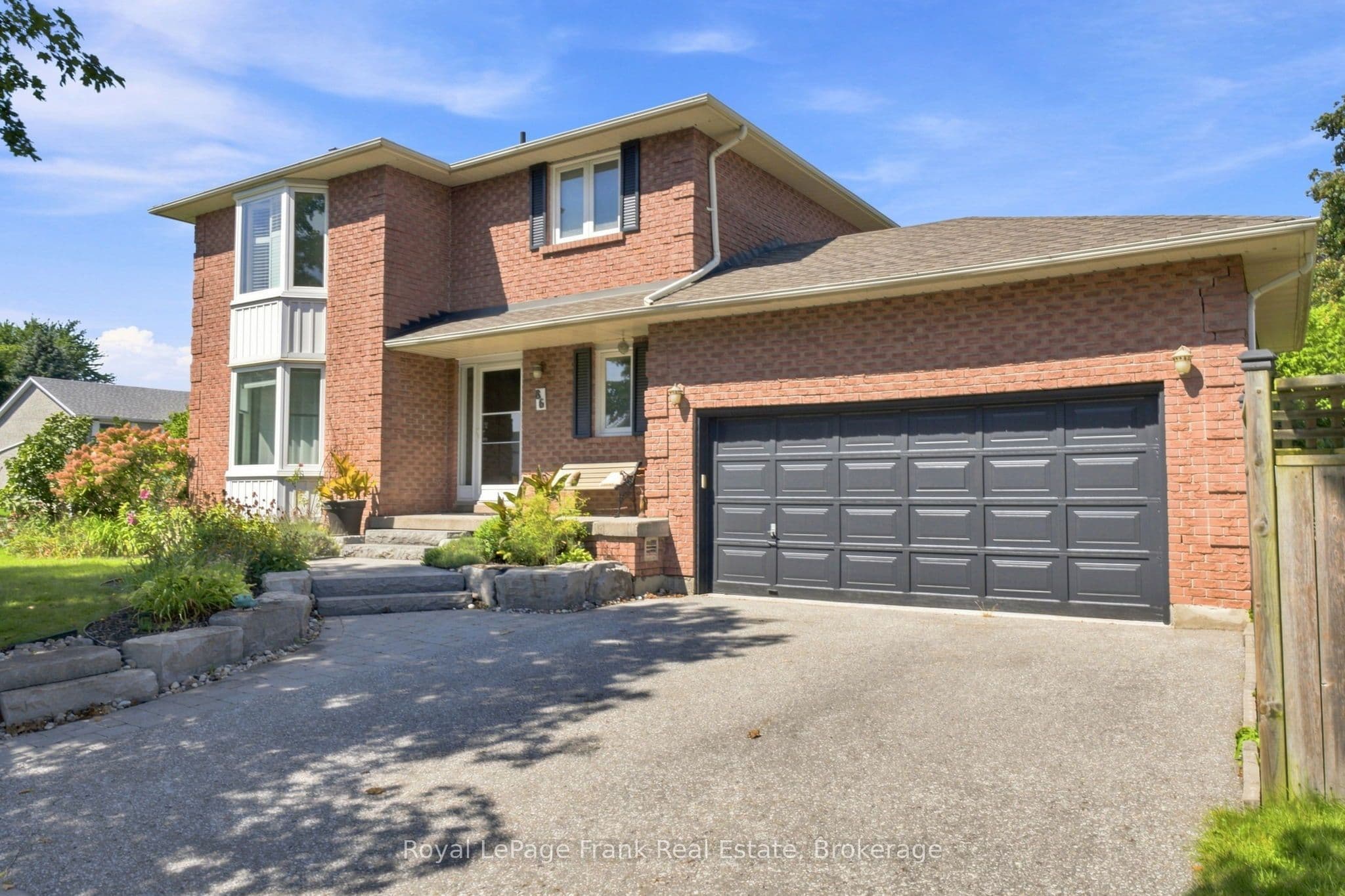 86 Cherry Blossom Crescent, Clarington, ON L1E 1H1