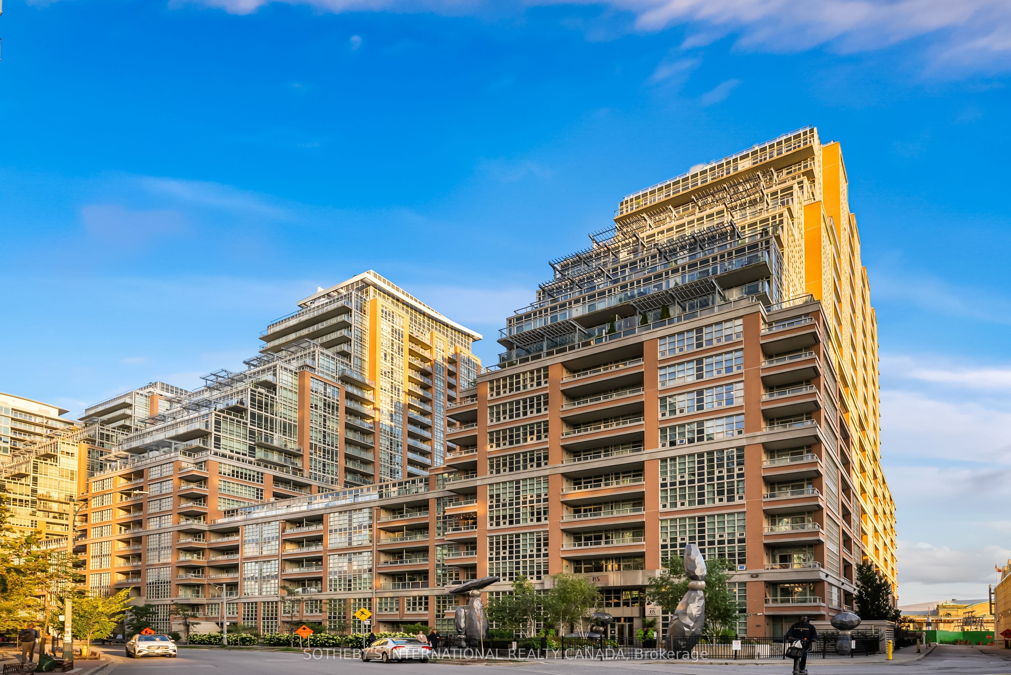 85 East Liberty Street 1913, Toronto, ON M6K 3R4