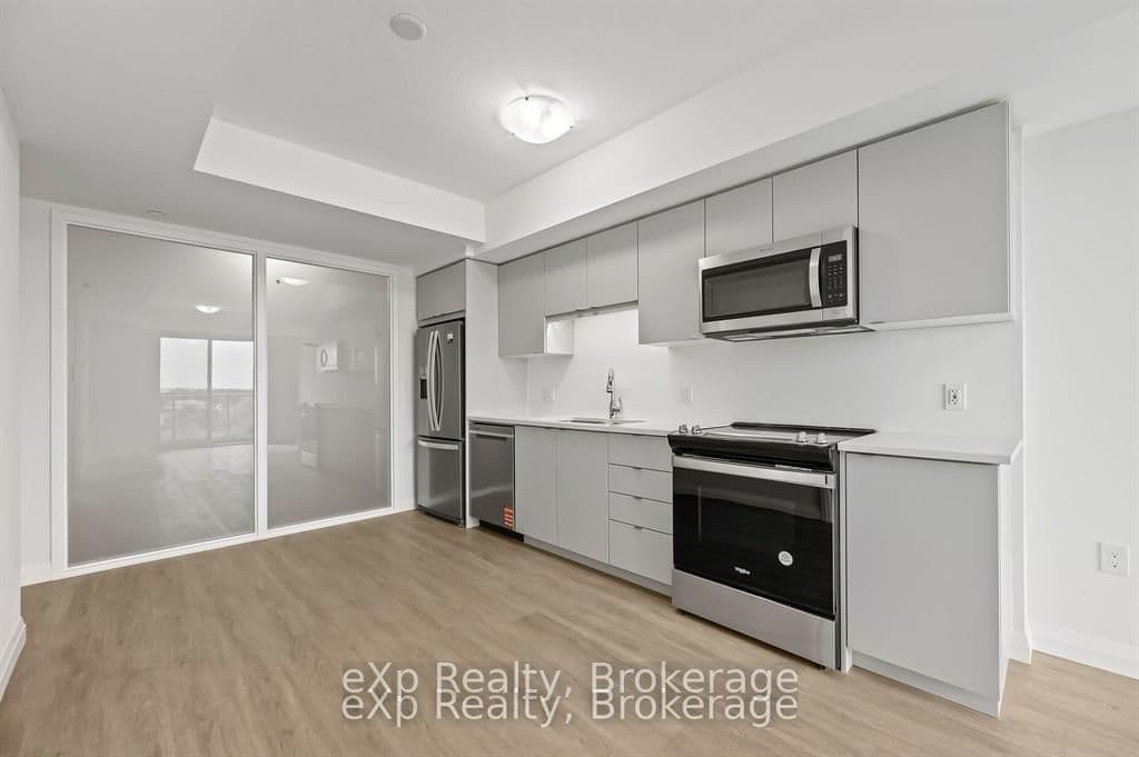 93 Arthur Street S 606, Guelph, ON N1E 0T3