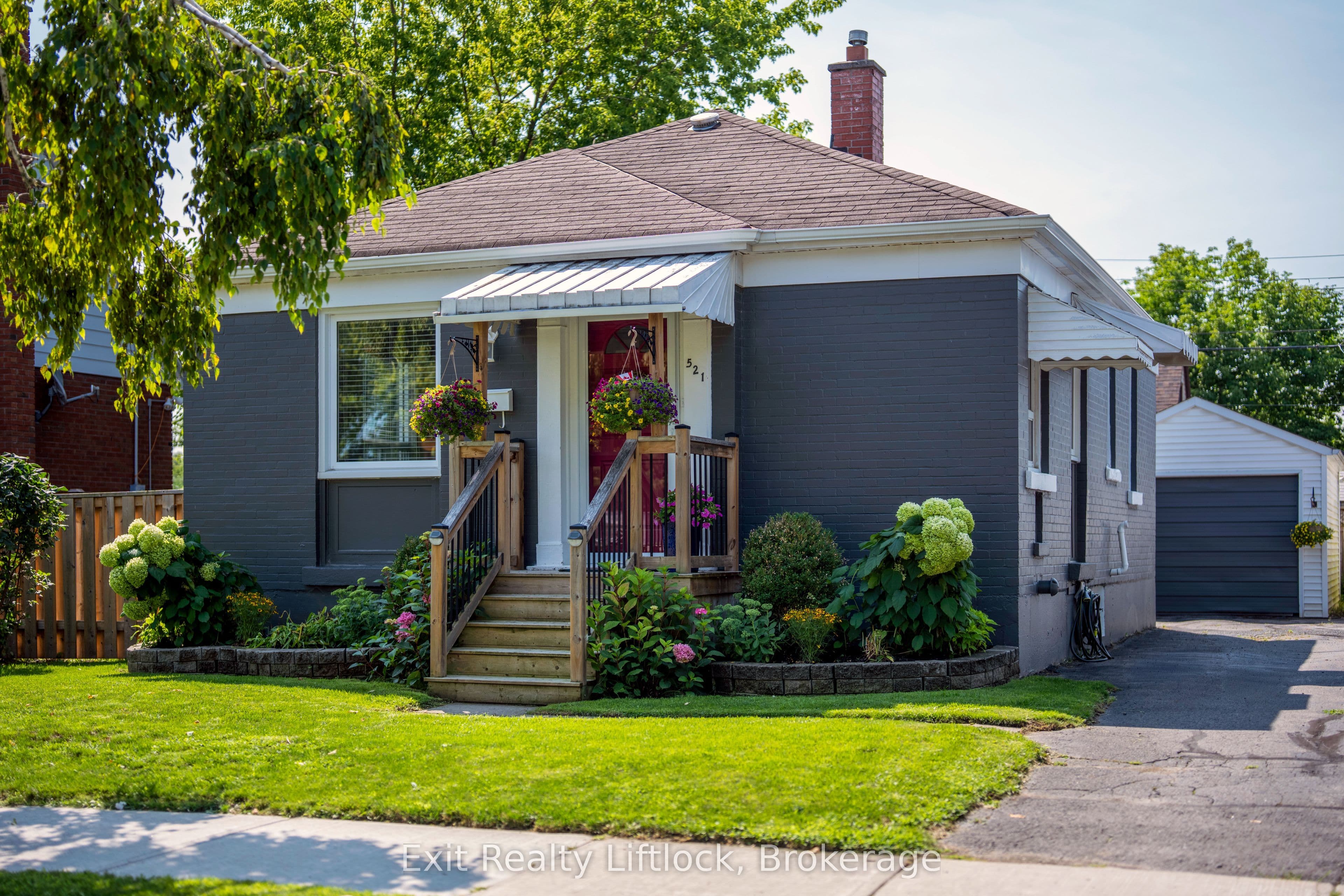 521 Mckellar Street, Peterborough, ON K9J 1R1