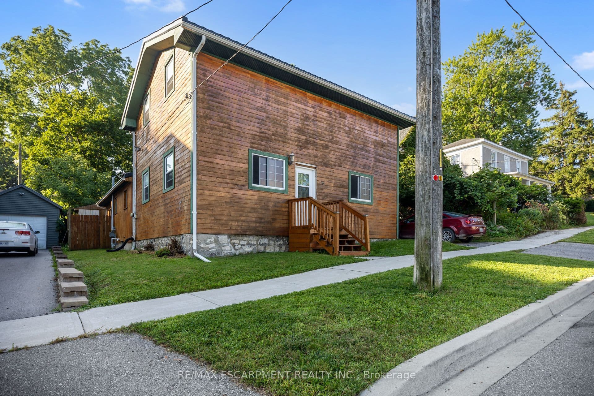 35 Ann Street, Ingersoll, ON N5C 2E9