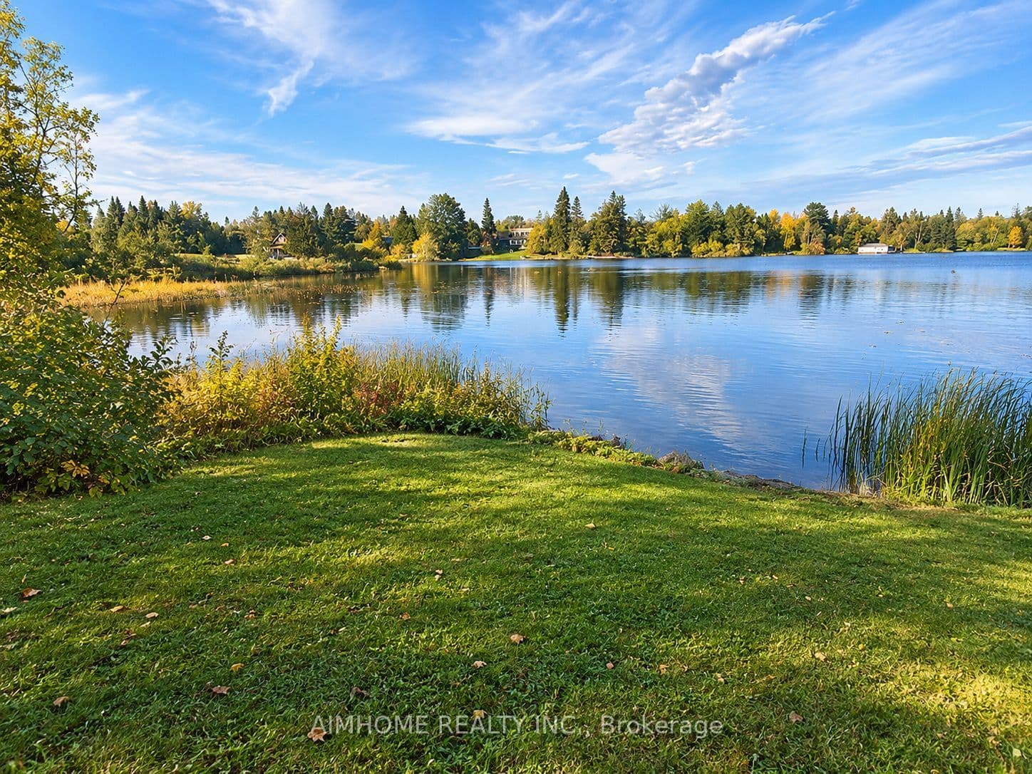 18 Ahmic Lake Road, Magnetawan, ON P0A 1A0