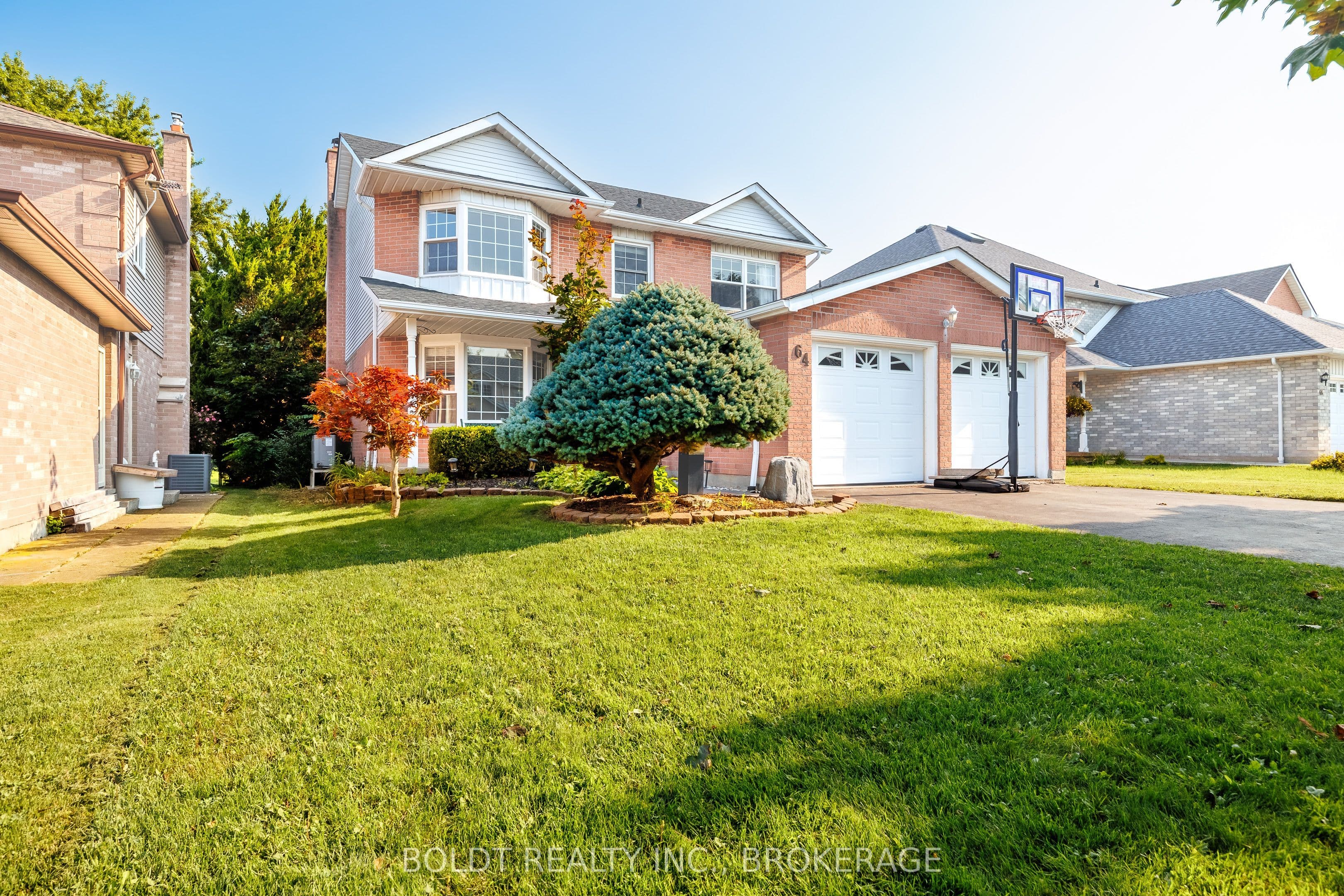64 Carmine Crescent, St. Catharines, ON L2S 3M2