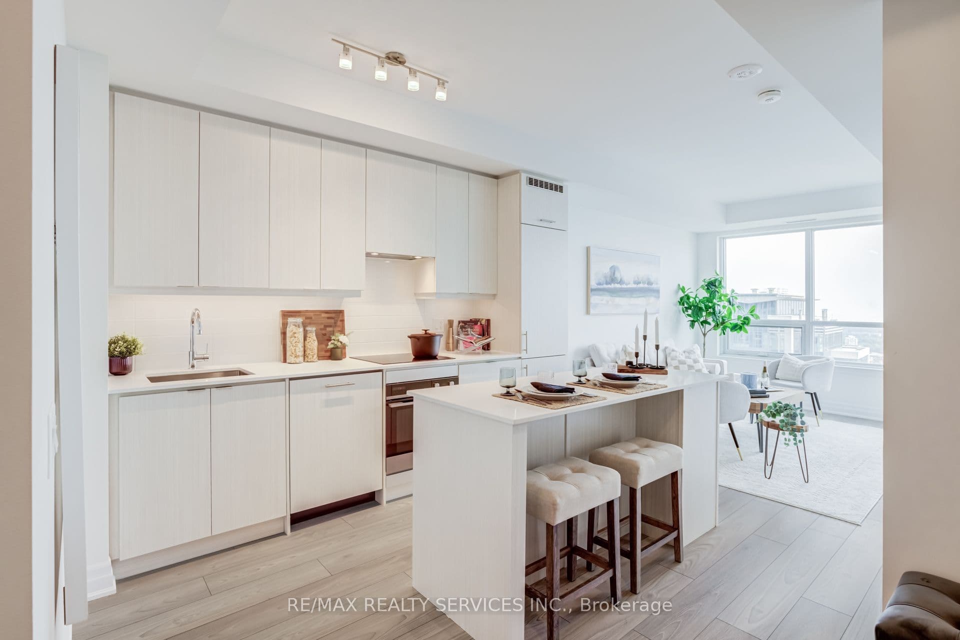 36 Elm Drive 3507, Mississauga, ON L5B 0N3
