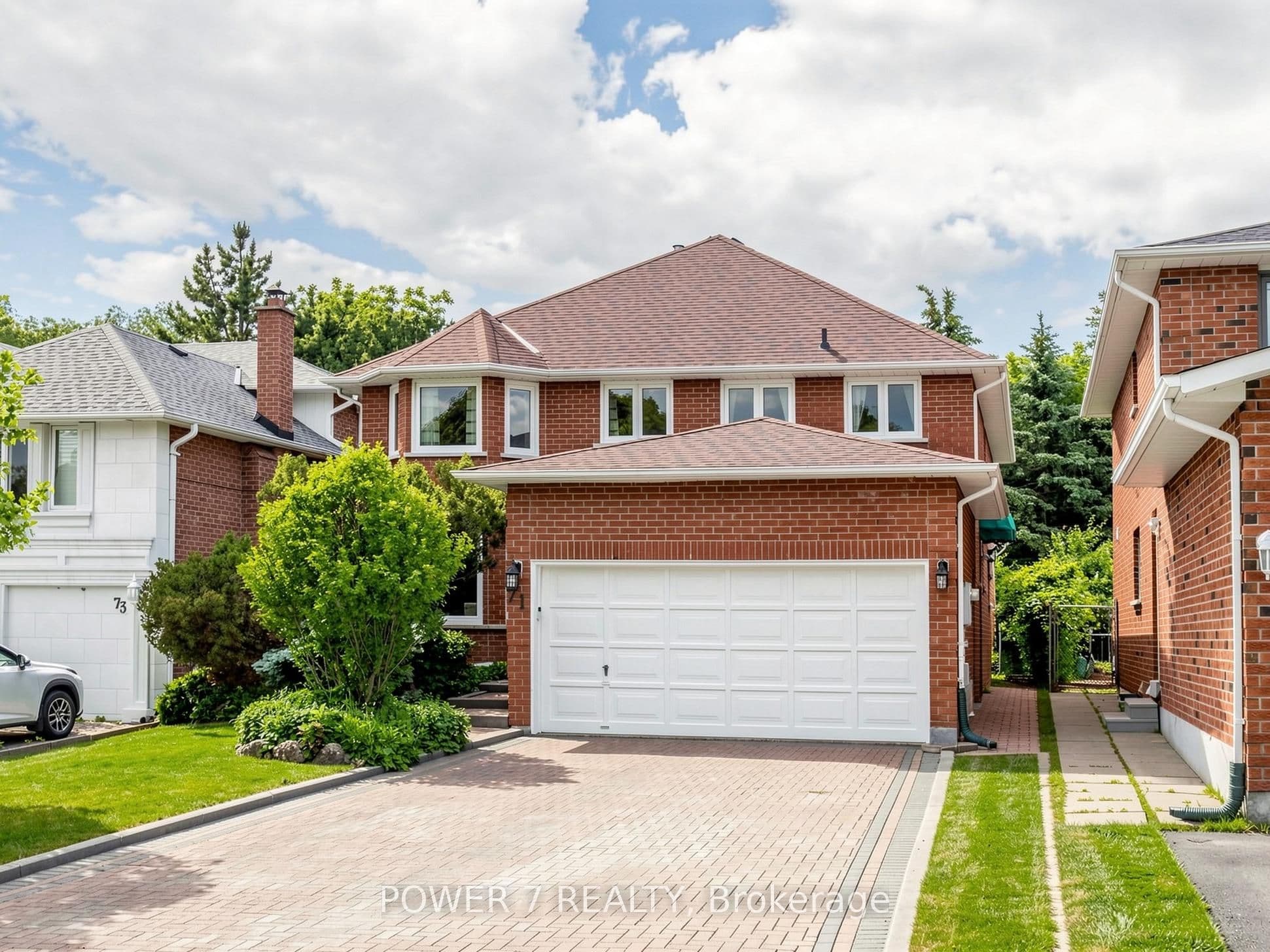 71 Canterbury Court, Richmond Hill, ON L4C 8E7
