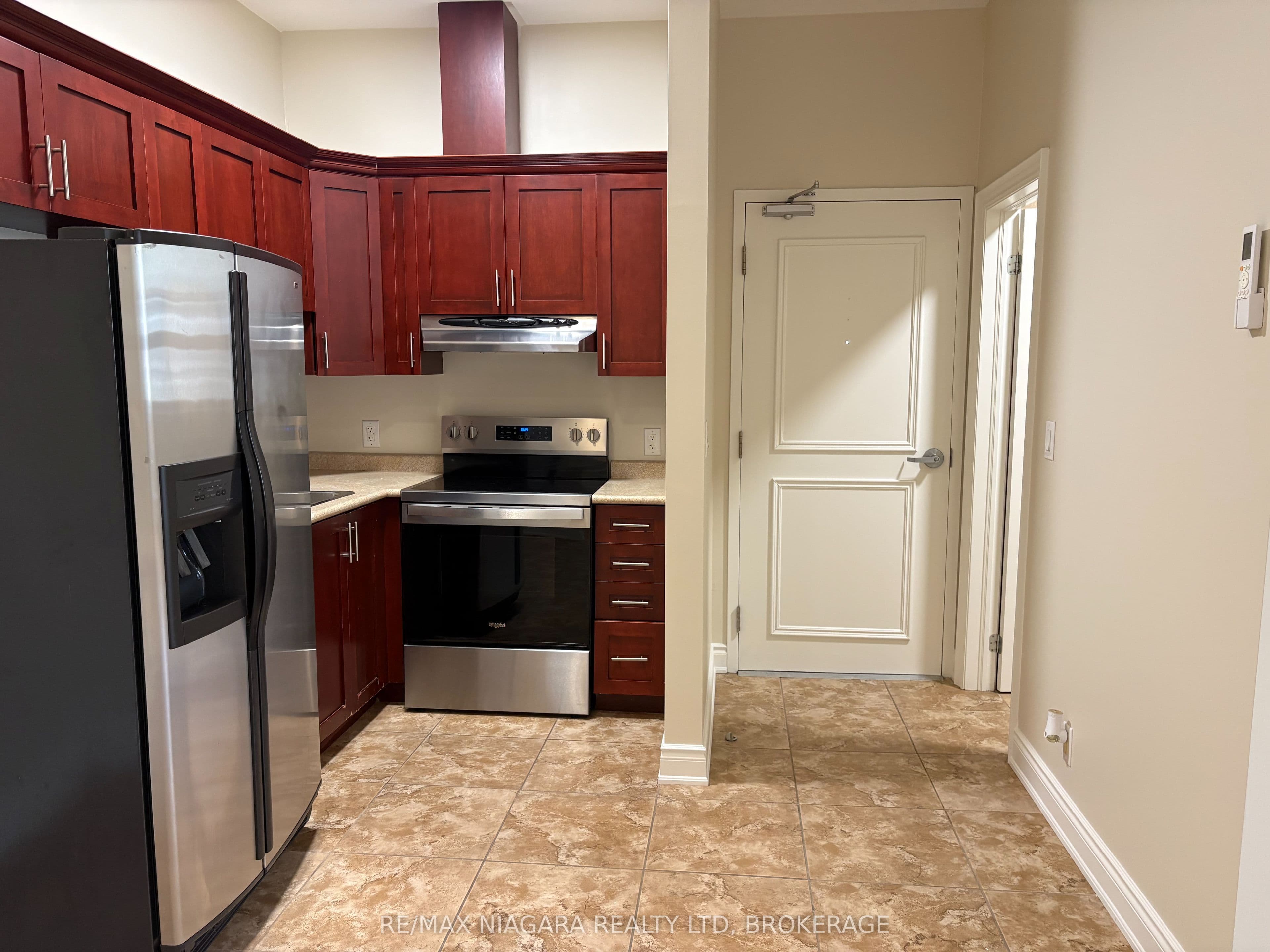 320 Ridge Road N 3, Fort Erie, ON L0S 1N0