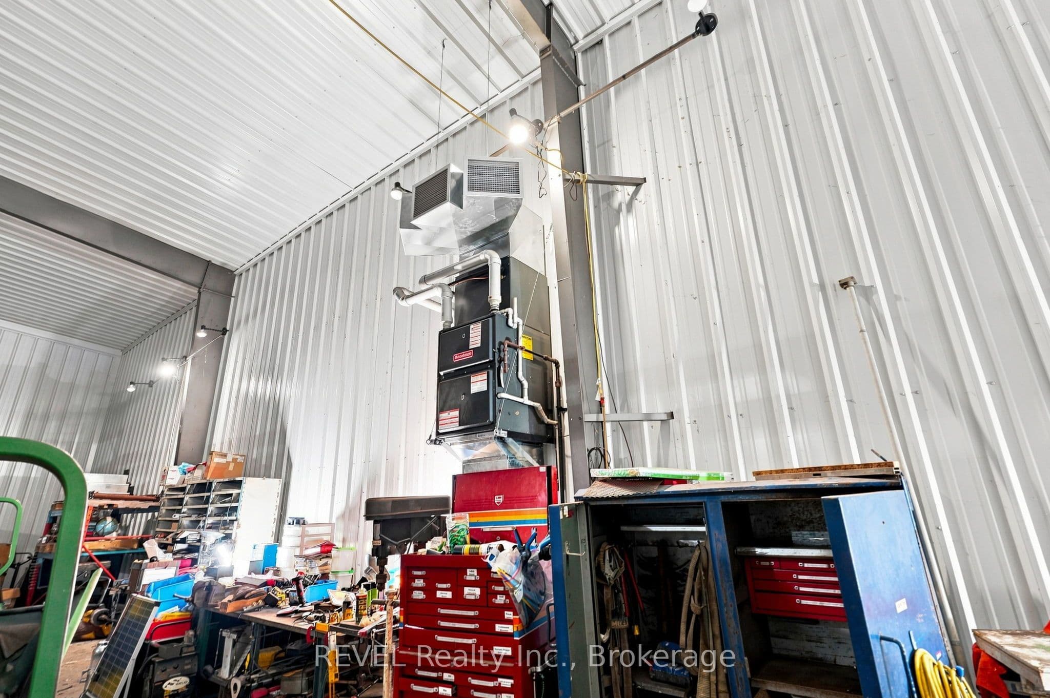 1247 Chippawa Creek Road, Thorold, ON L0S 1K0