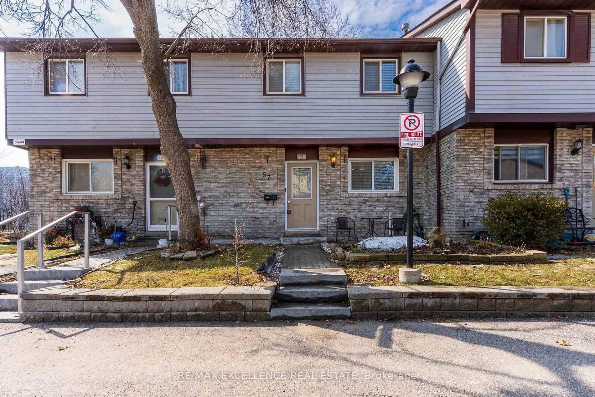 45 Hansen Road N 57, Brampton, ON L6V 3C5