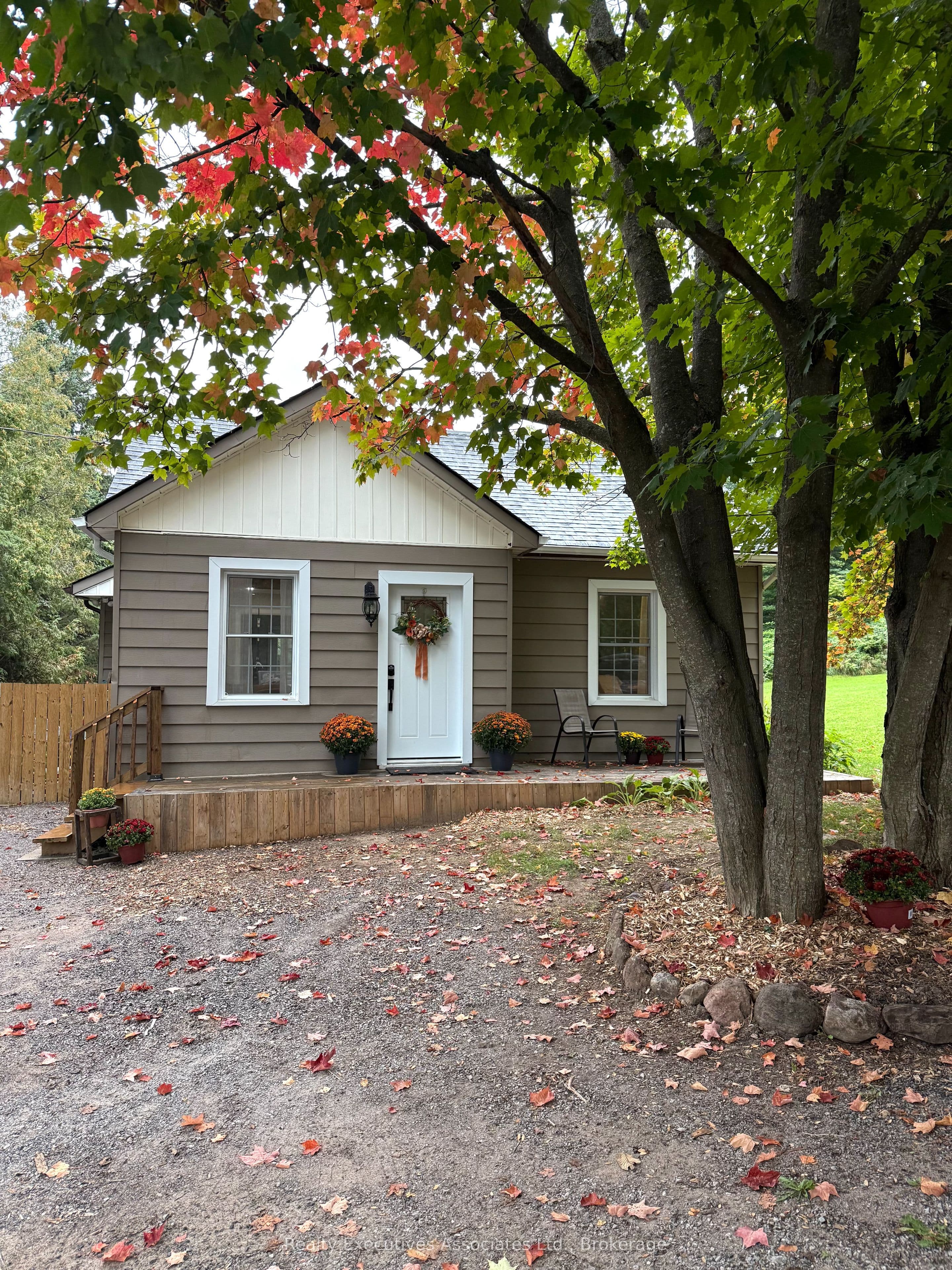 909 Mount Pleasant Road, Cavan Monaghan, ON L0A 1C0