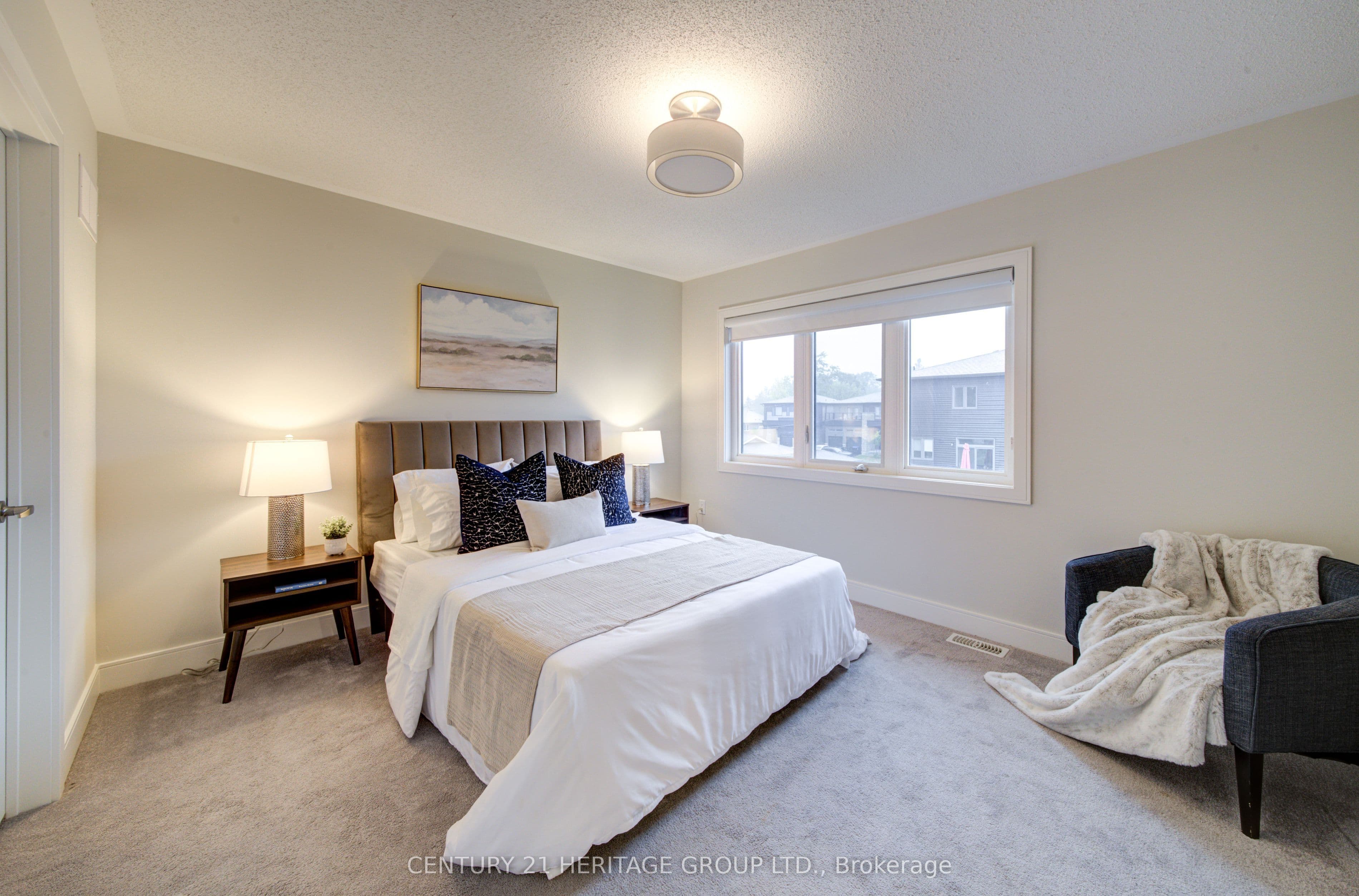 40 Eberhardt Drive, Wasaga Beach, ON L9Z 0K5