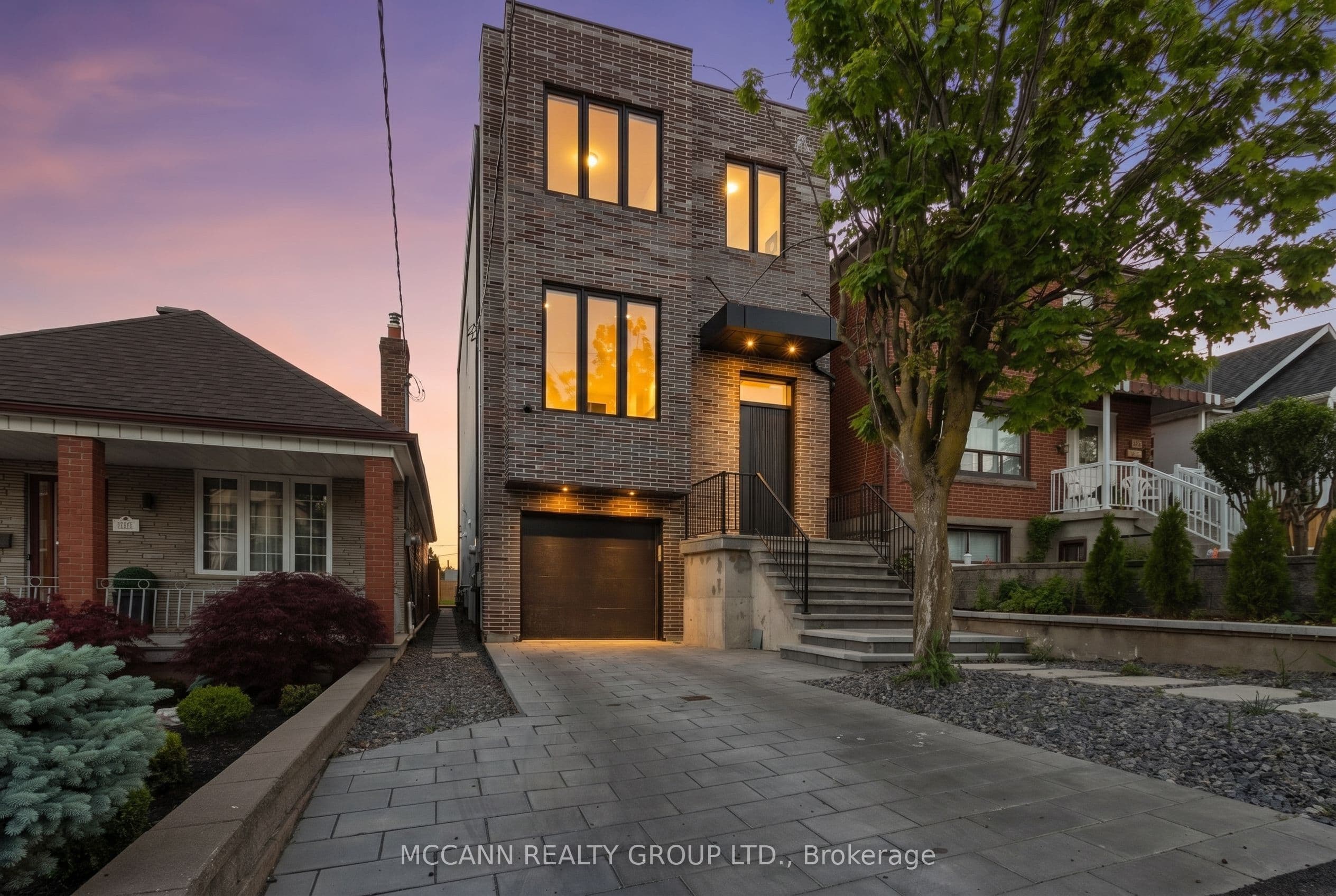 526 Westmount Avenue, Toronto, ON M6E 3N7