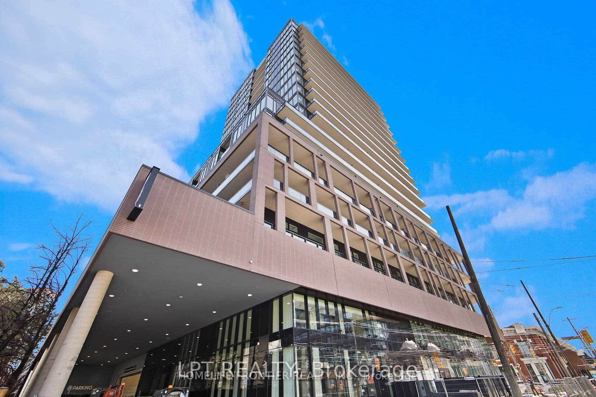 285 Dufferin Street 609, Toronto, ON M6K 0J2