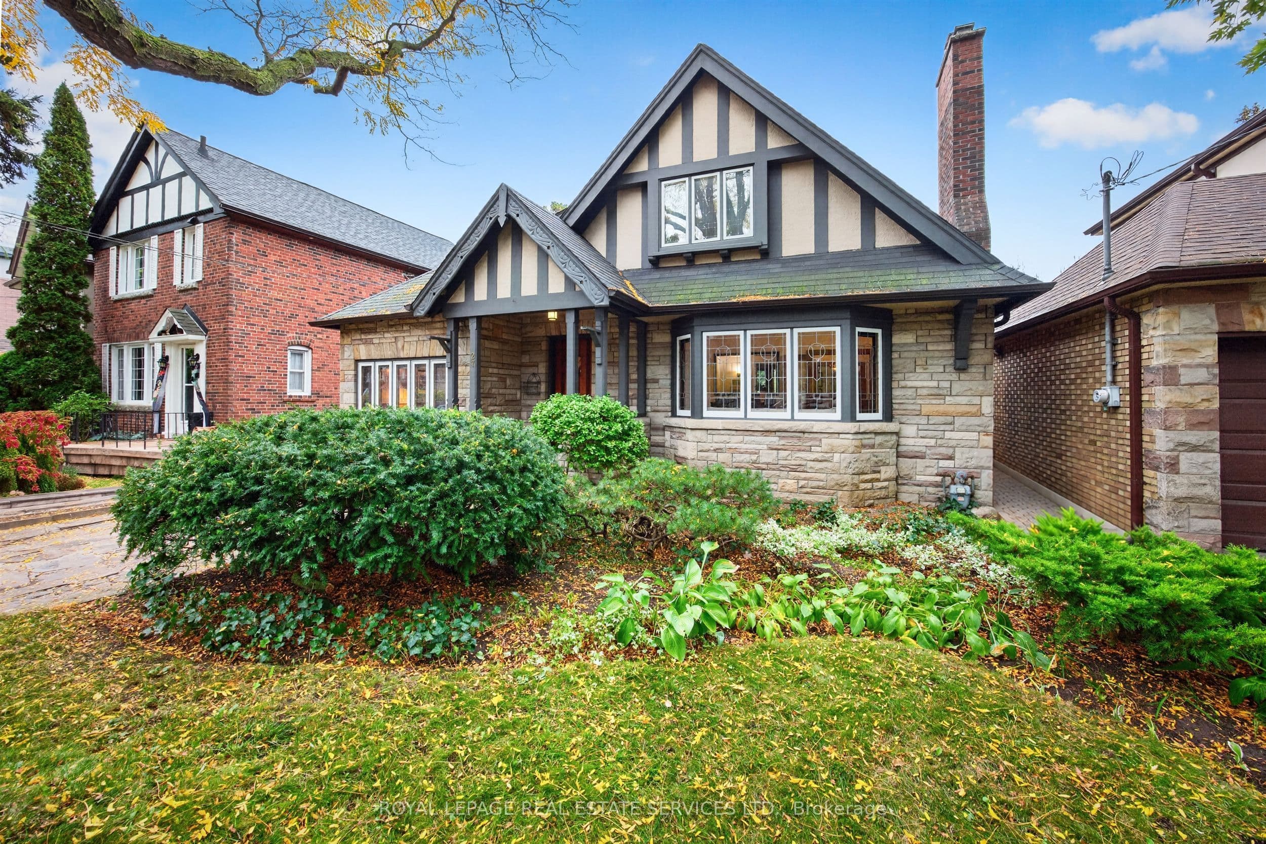 27 Verbena Avenue, Toronto, ON M6S 1E6
