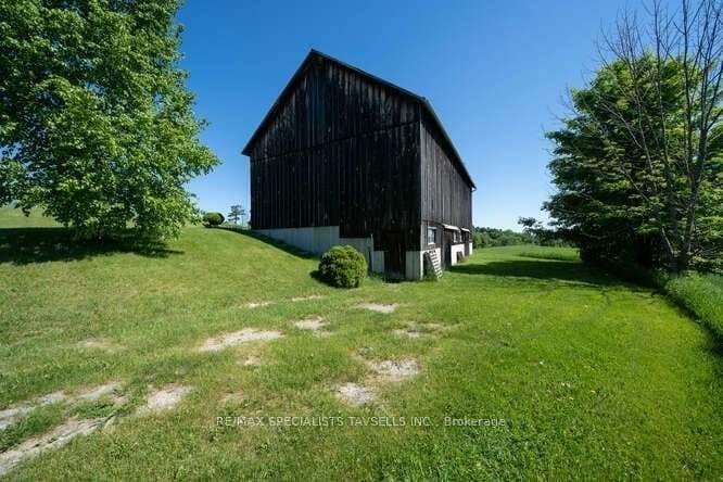 10817 Halls Lake Sd Rd Barn, Caledon, ON L7E 3N8