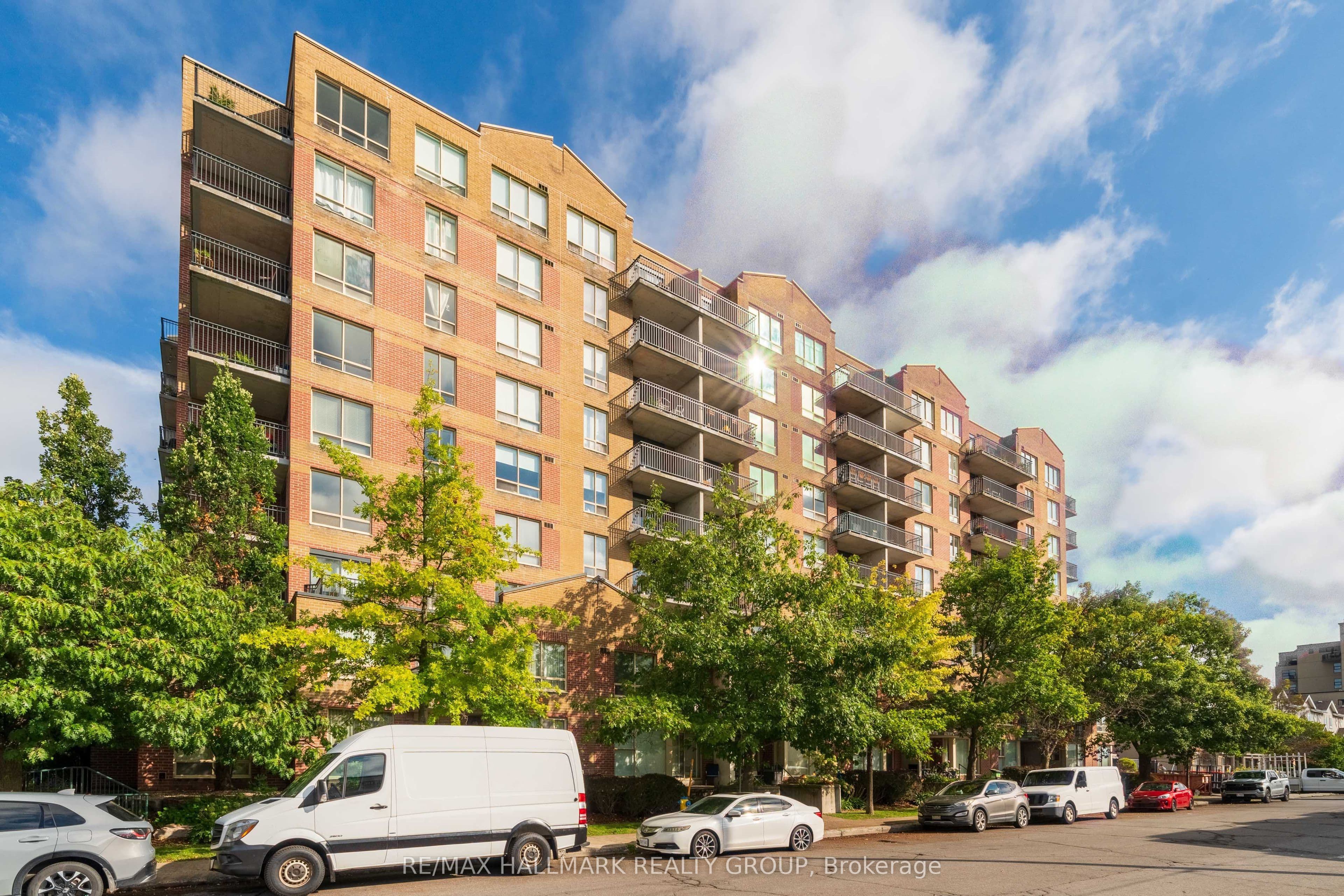 45 Holland Avenue 616, Tunneys Pasture and Ottawa West, ON K1Y 4S3