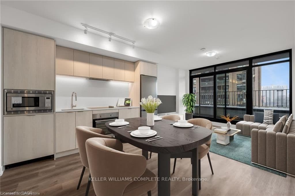 1 Jarvis Street 526, Hamilton, ON L8L 2H7