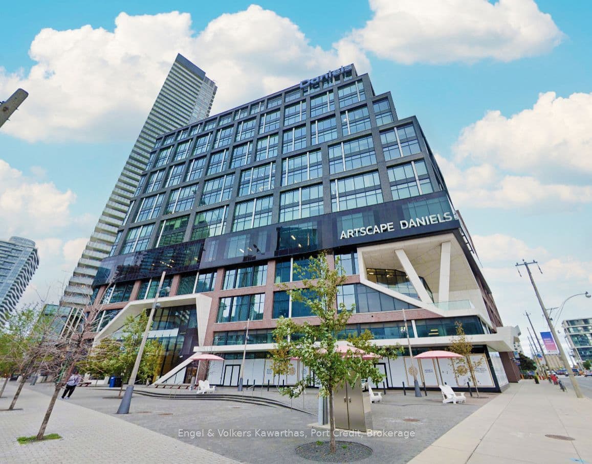 130 Queens Quay 516, Toronto, ON M5A 0P6