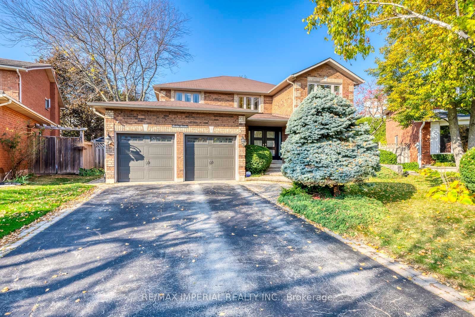 1417 Greendale Terrace, Oakville, ON L6M 1W7
