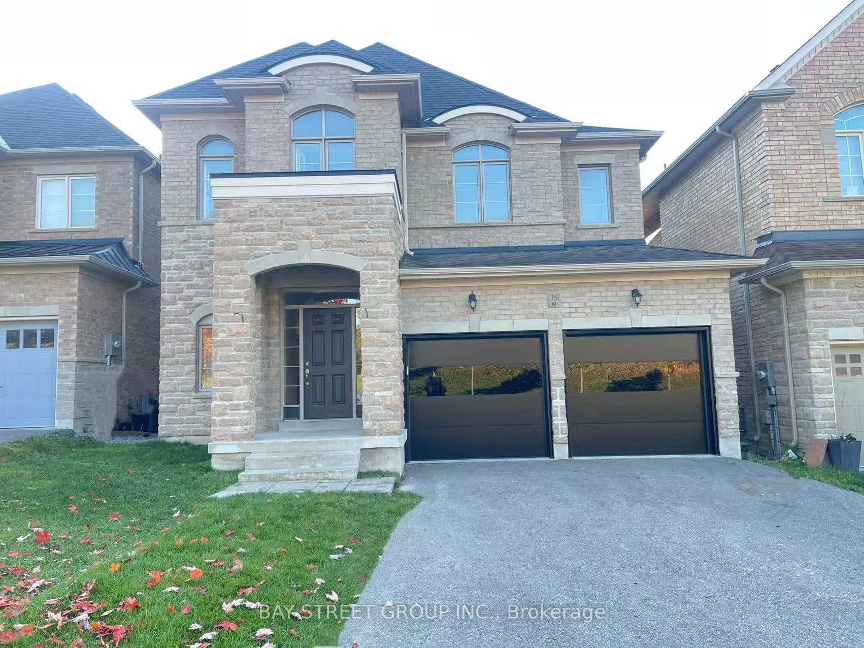 35 Walter Tunny Crescent, East Gwillimbury, ON L9N 0R4