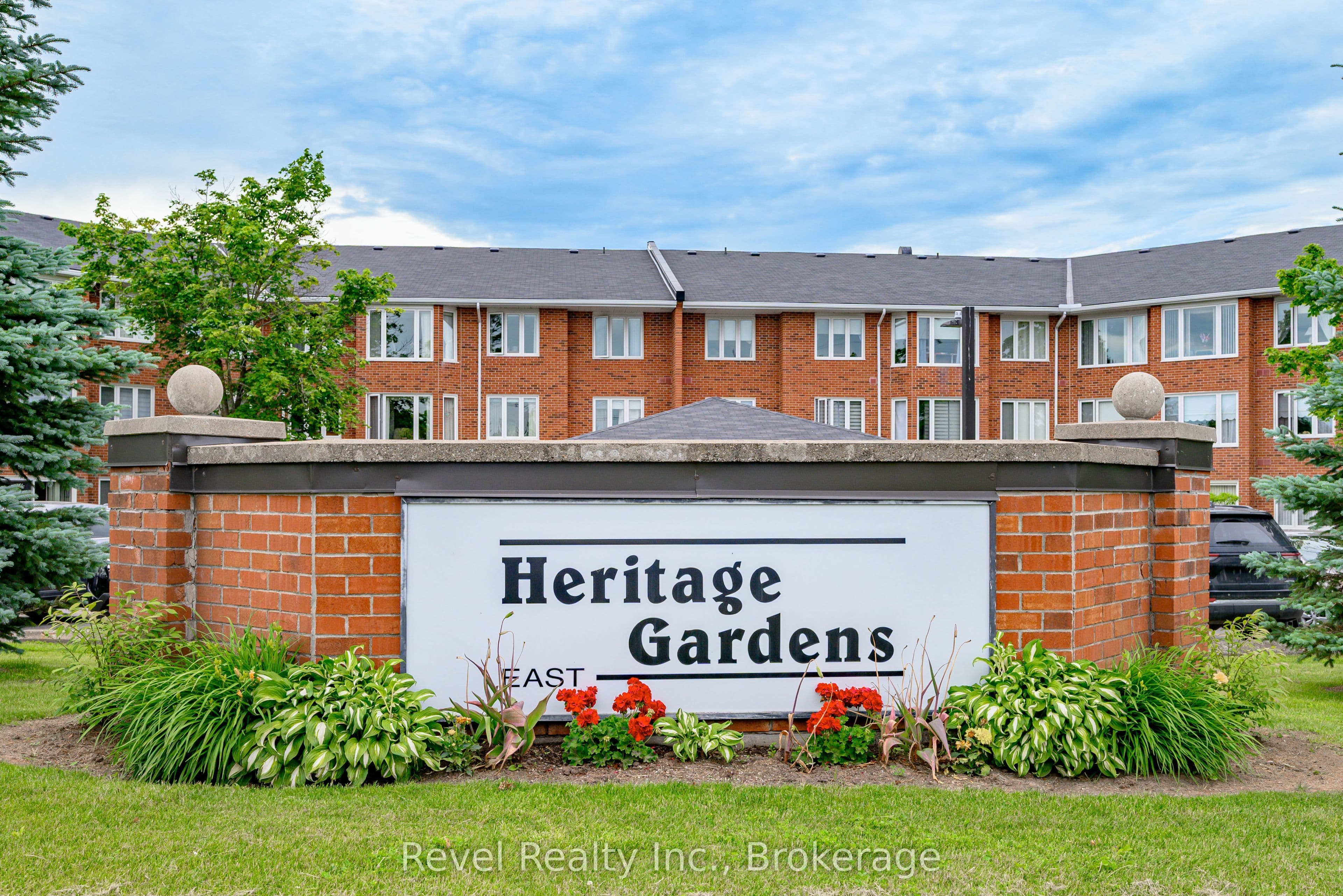 3 Heritage Way 302, Kawartha Lakes, ON K9V 5Z1