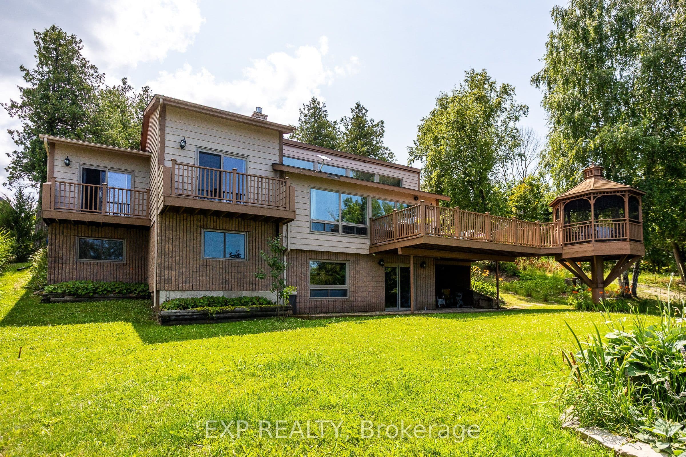 121 Ivy Drive, Georgian Bluffs, ON N0H 2T0