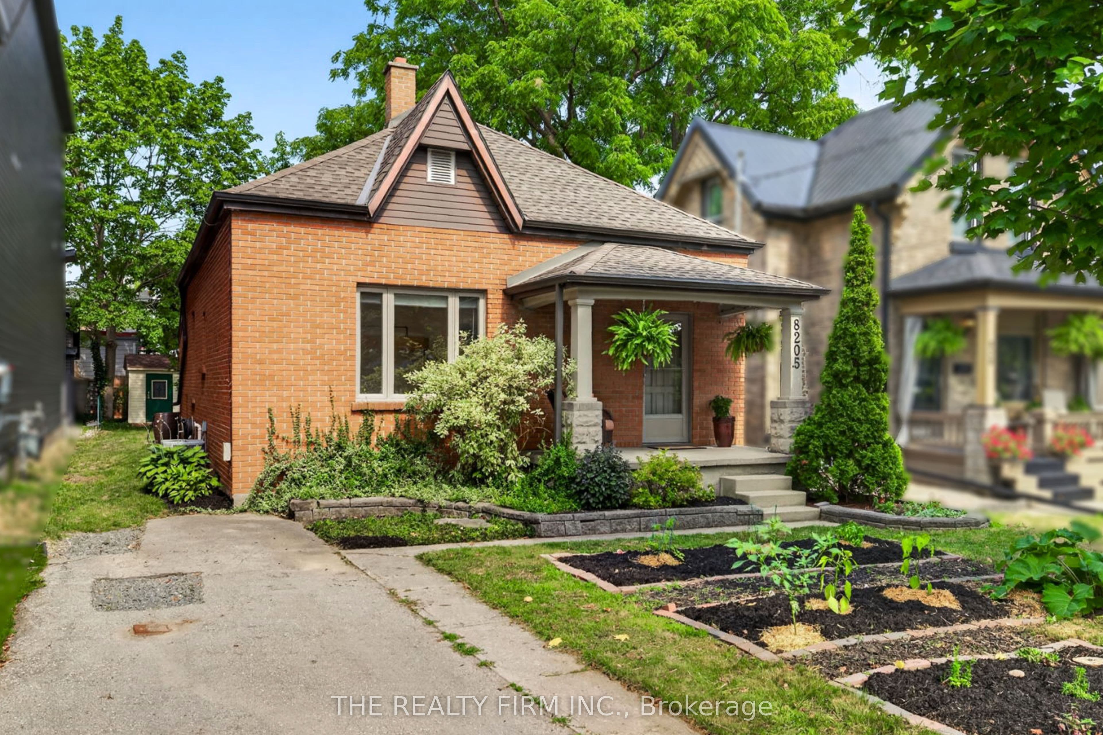 820.5 Maitland Street, London East, ON N5Y 2W5