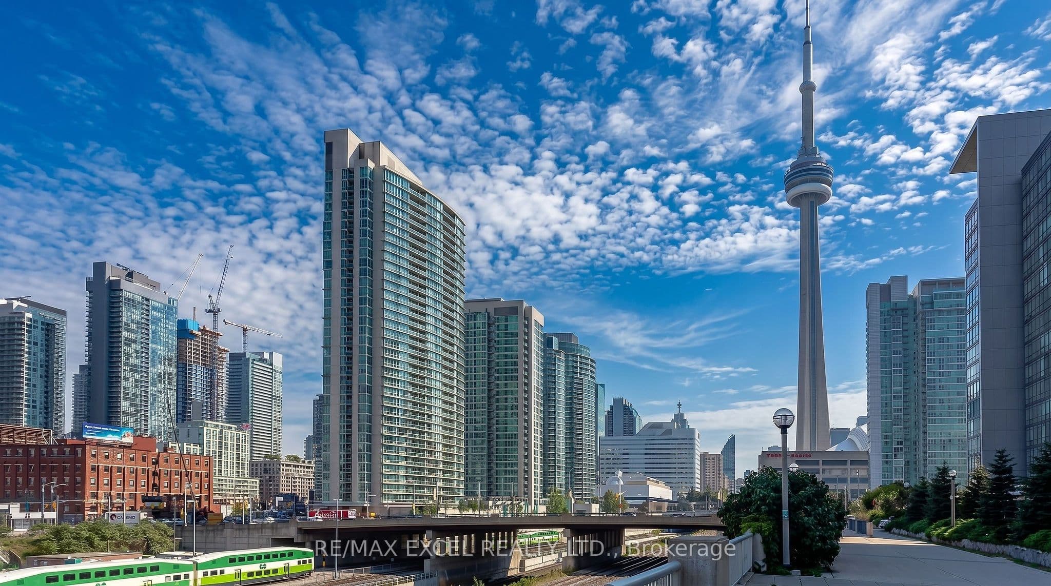 397 Front Street W 2310, Toronto, ON M5V 3S1