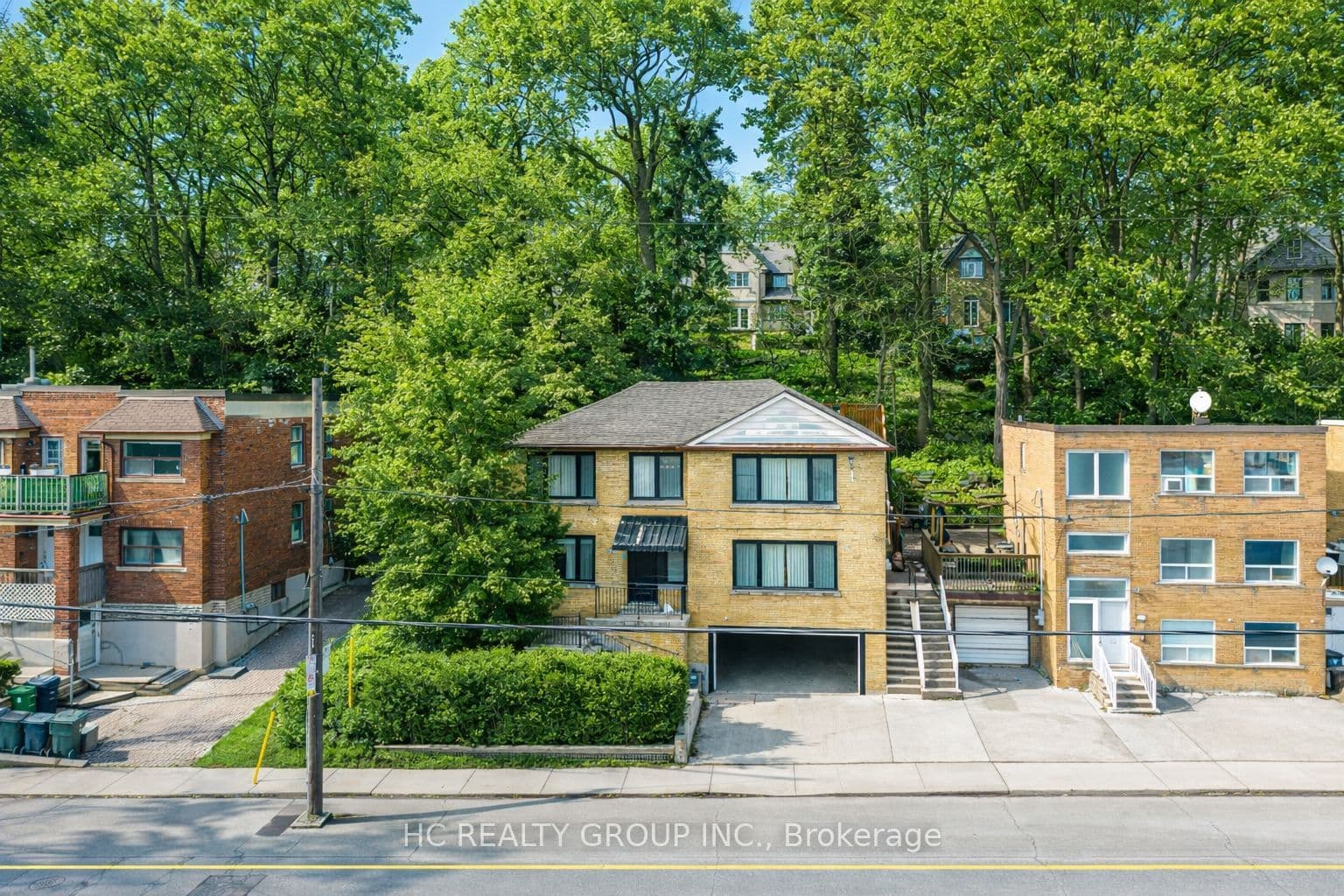840 Davenport Road, Toronto, ON M6G 2B6
