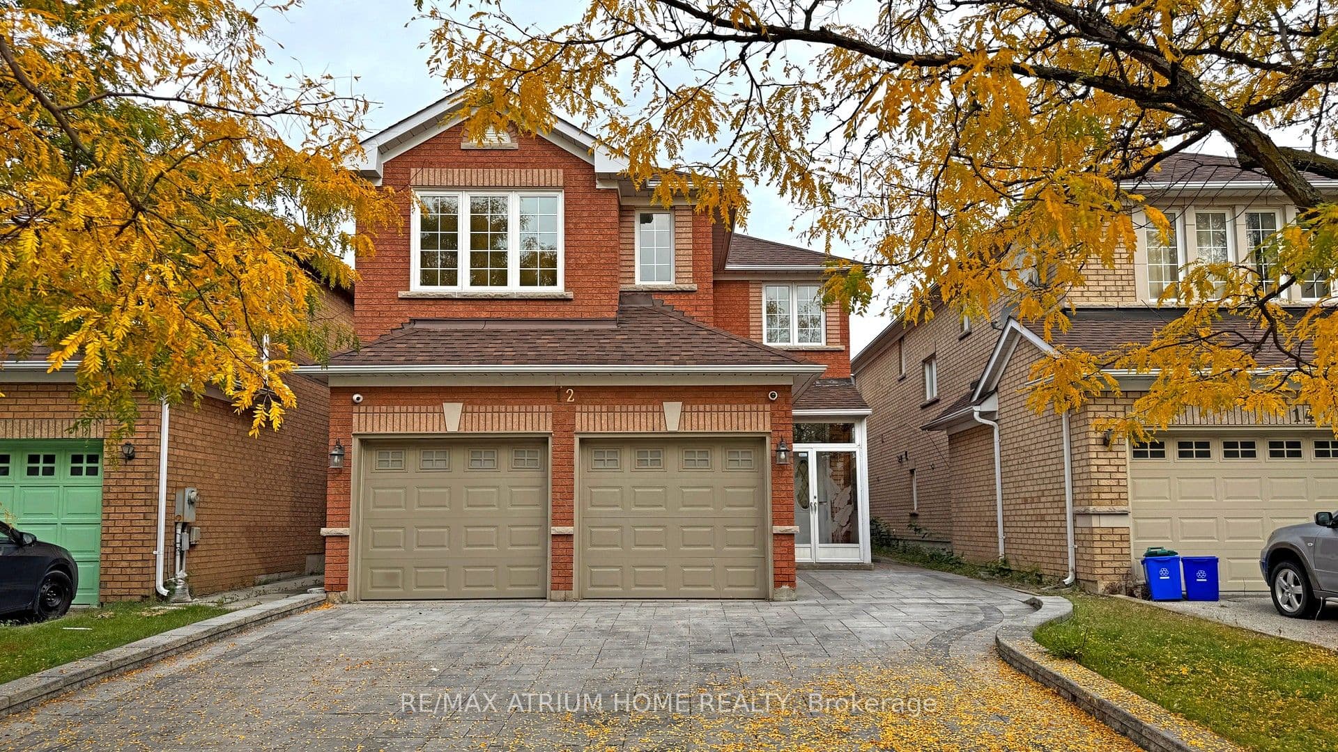 12 Merry Brook Lane, Markham, ON L3R 4T2