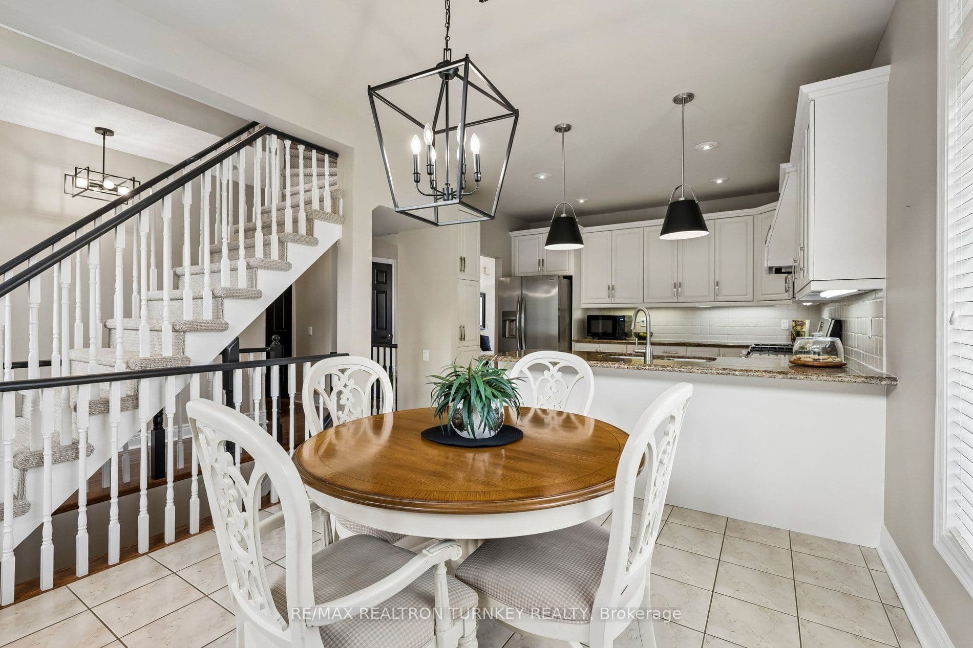 440 Morley Cook Crescent, Newmarket, ON L3X 2M3