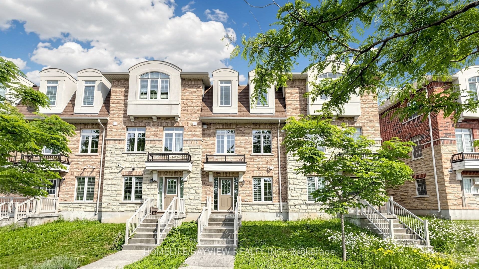 10981 Woodbine Avenue, Markham, ON L6C 0X4