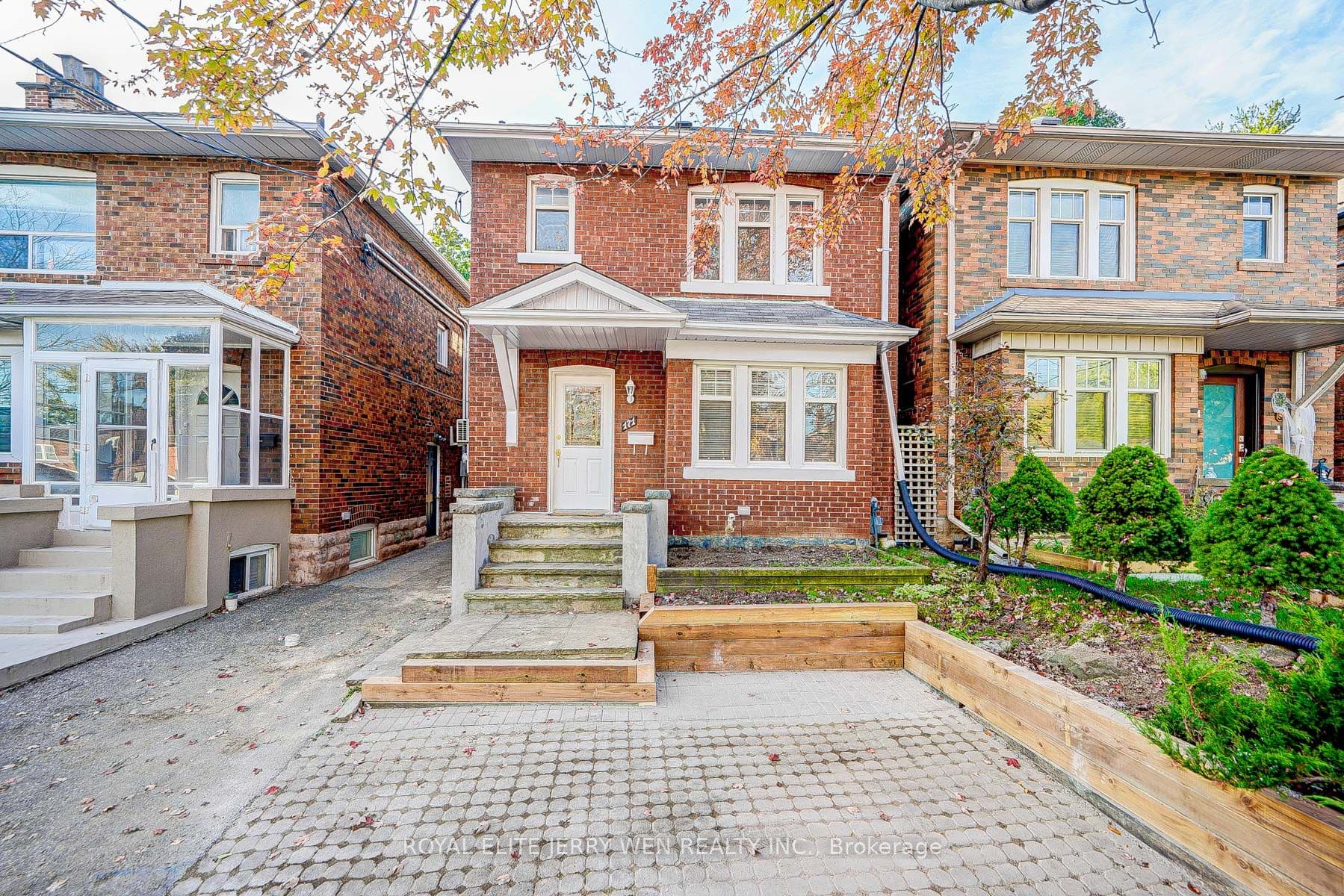 171 Lawrence Avenue W basemt, Toronto, ON M5M 1A9