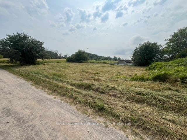 71 Melton Road, Prince Edward County, ON K0K 1G0