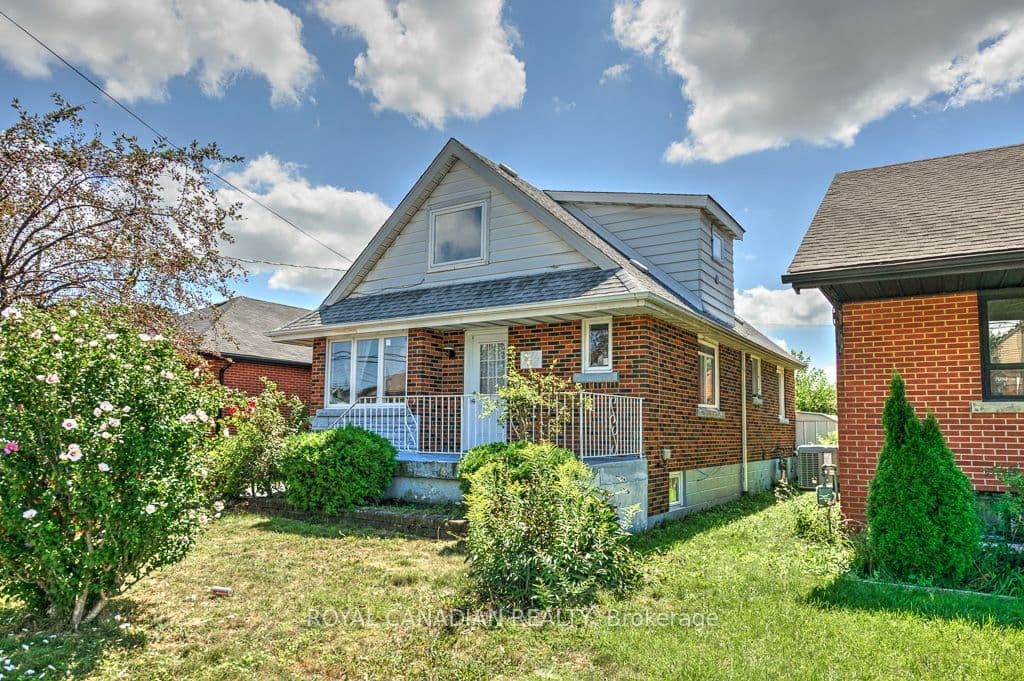 974 Queensdale Avenue E, Hamilton, ON L8T 1H7
