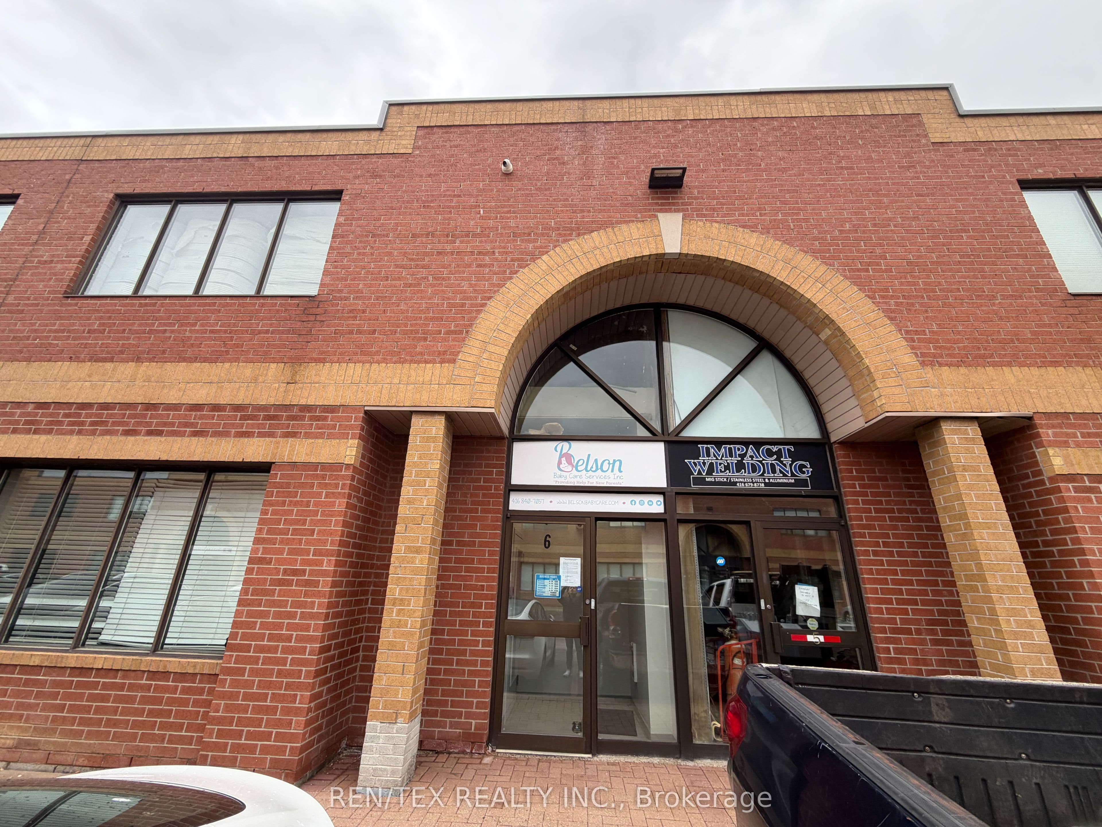 42 Steinway Boulevard 6, Toronto, ON M9W 6Y6