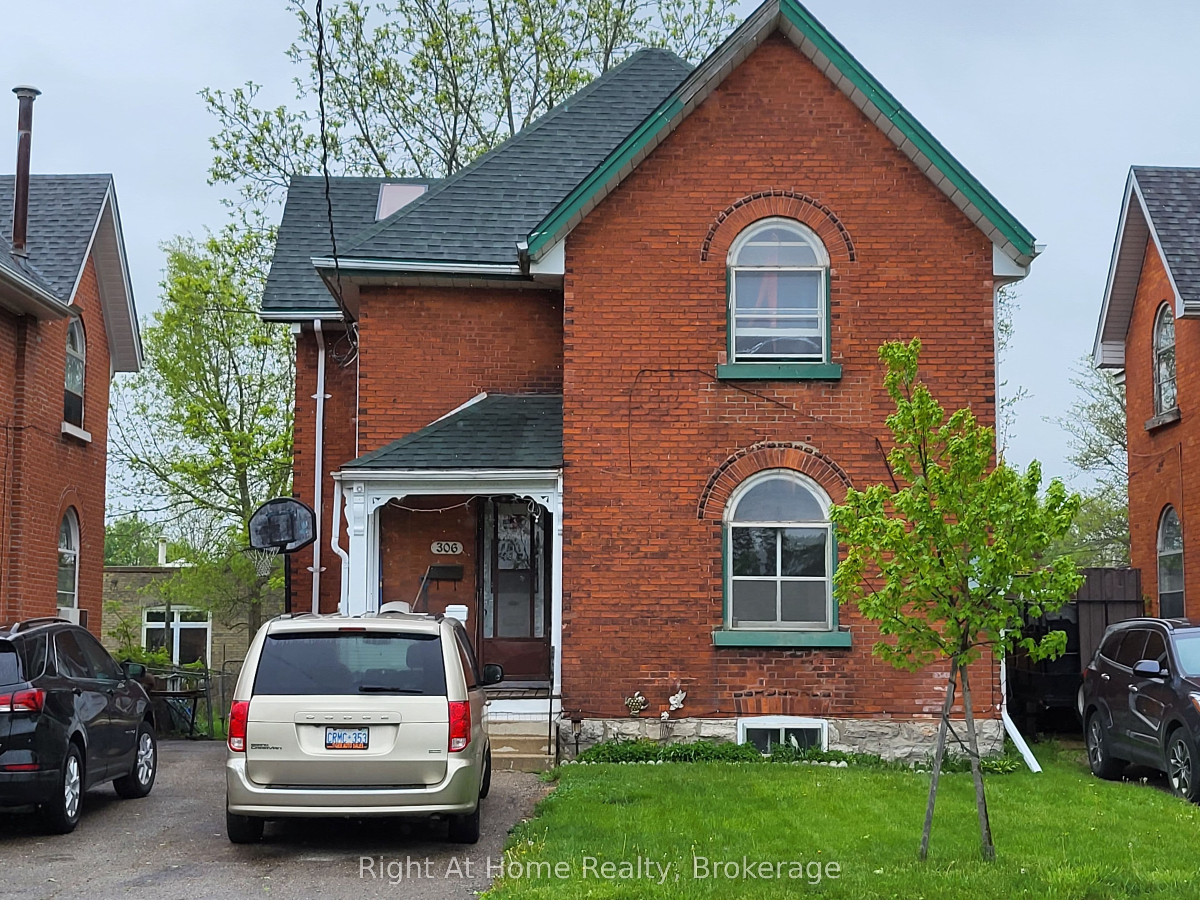 306 Douro Street, Stratford, ON N5A 3S5